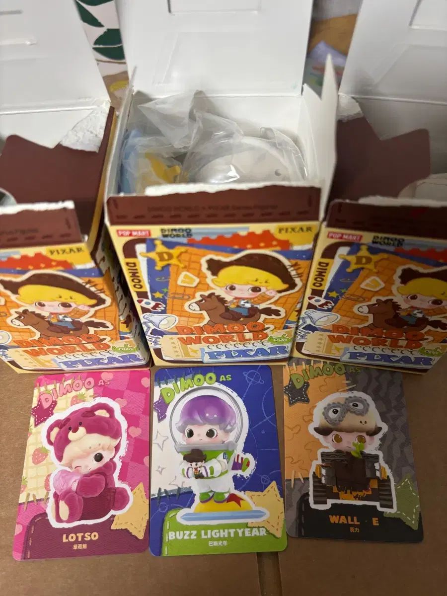 ポップマート ディムー ピクサーシリーズ (バズ/ウォーリー/ロッツォ まとめ売り)
