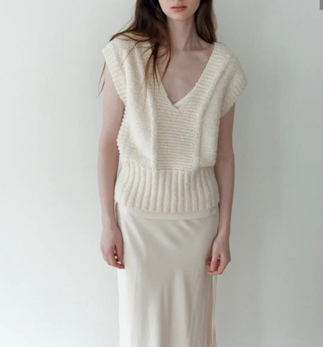 더릴 The Lille Lash Knit Vest Cream ニット ベスト