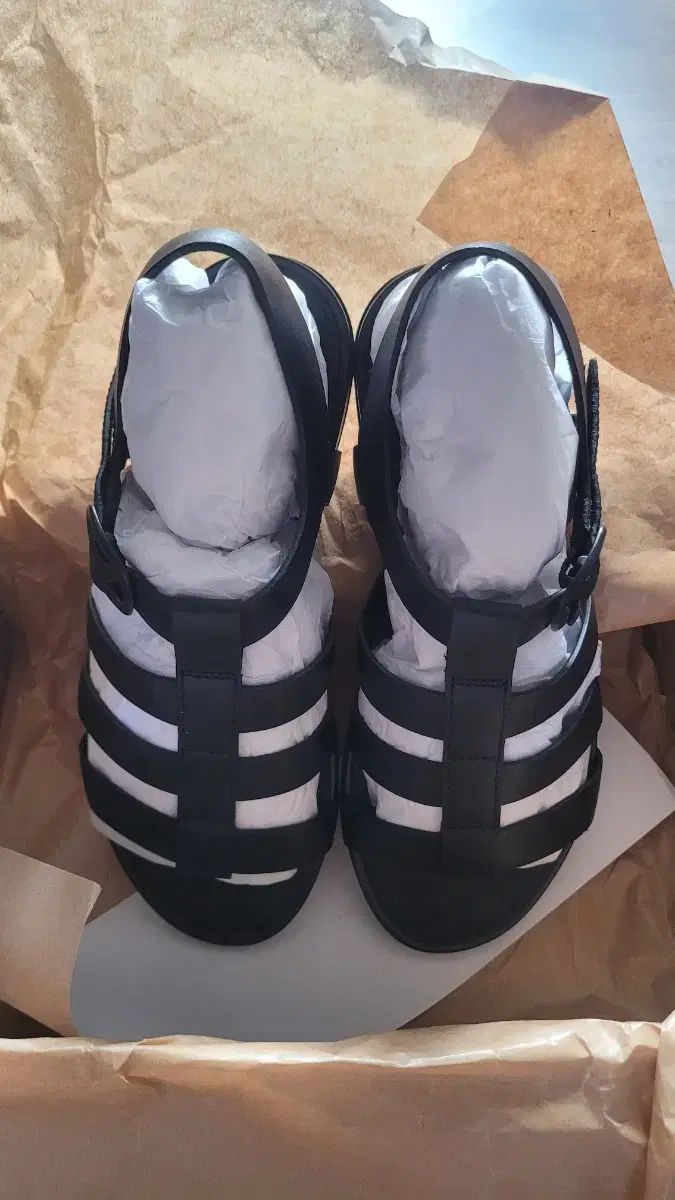 新品 FITFLOP フィットフロップ グラッシー Fisherman(フィッシャーマン) サンダル UK5 245 19,074円