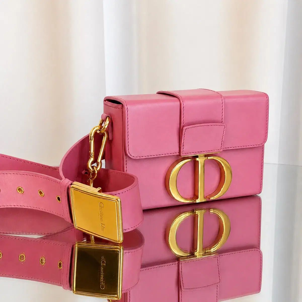 OS ほぼ新品 Dior モンテイン30 ボックスバッグ ピンク