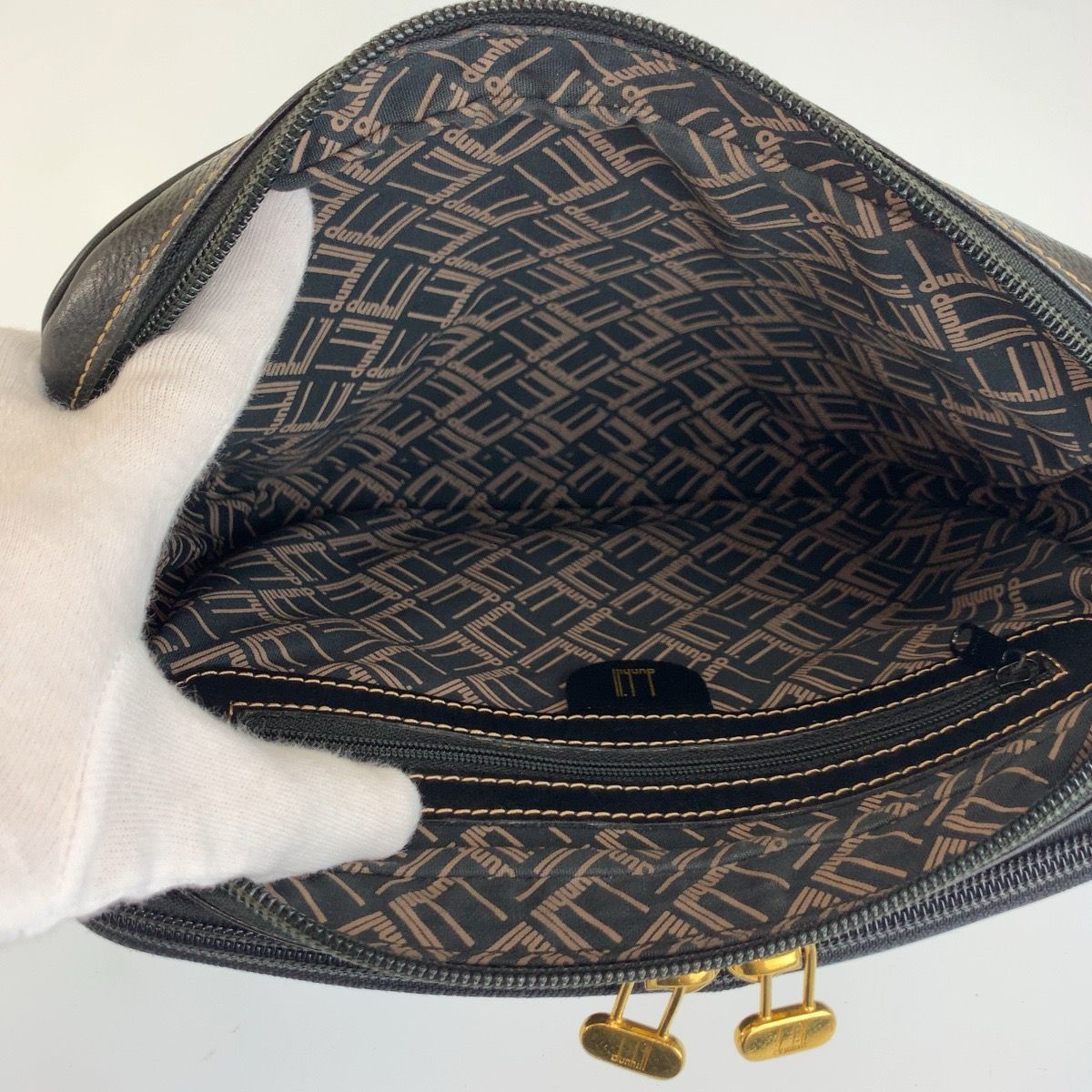 美品 Dunhill ダンヒル ブラック 黒 ゴールド金具 レザー クラッチ