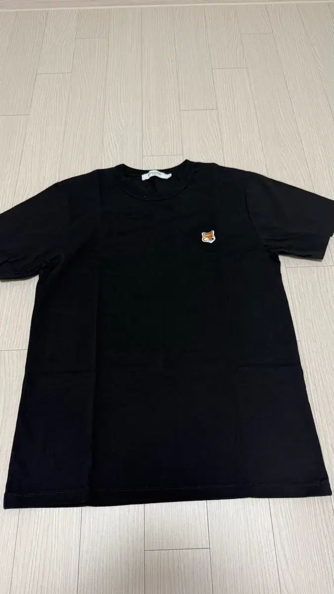 メゾンキツネ 半袖Tシャツ ブラック