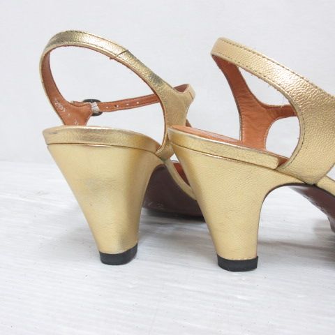 チエミハラ CHIE MIHARA レザー サンダル Tストラップ 37 ゴールド