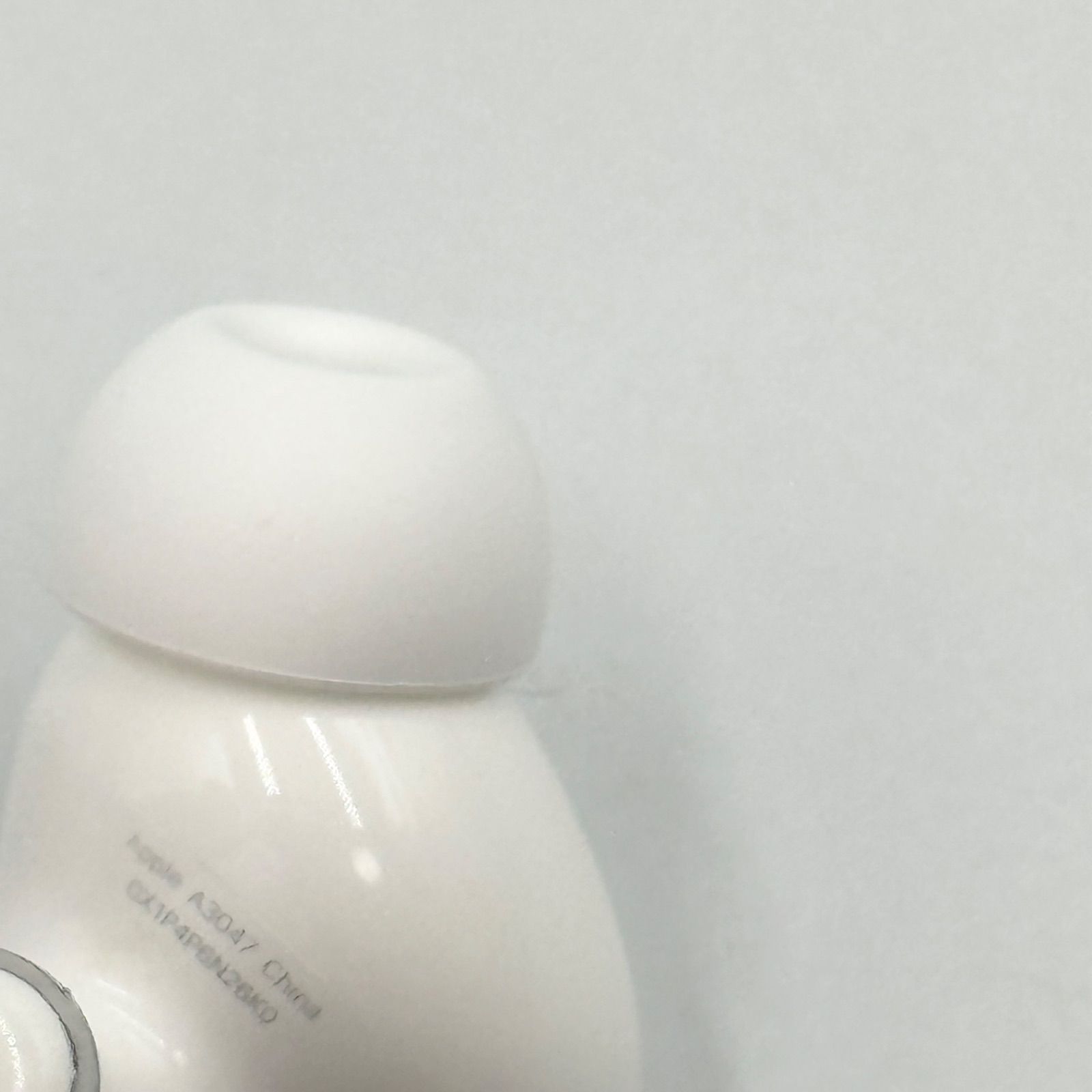 Apple AirPods Pro 第2世代 右耳のみ A3047 正規品 type-C 【24時間