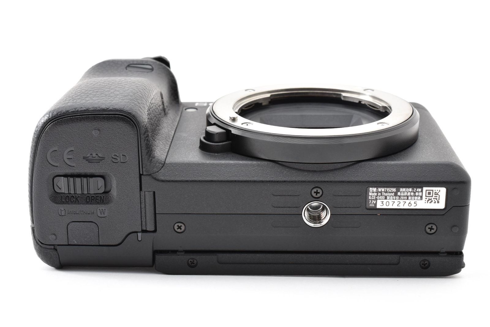 ☆極美品☆ 《ショット数 385回》 ソニー SONY α6400 ボディ ILCE-6400