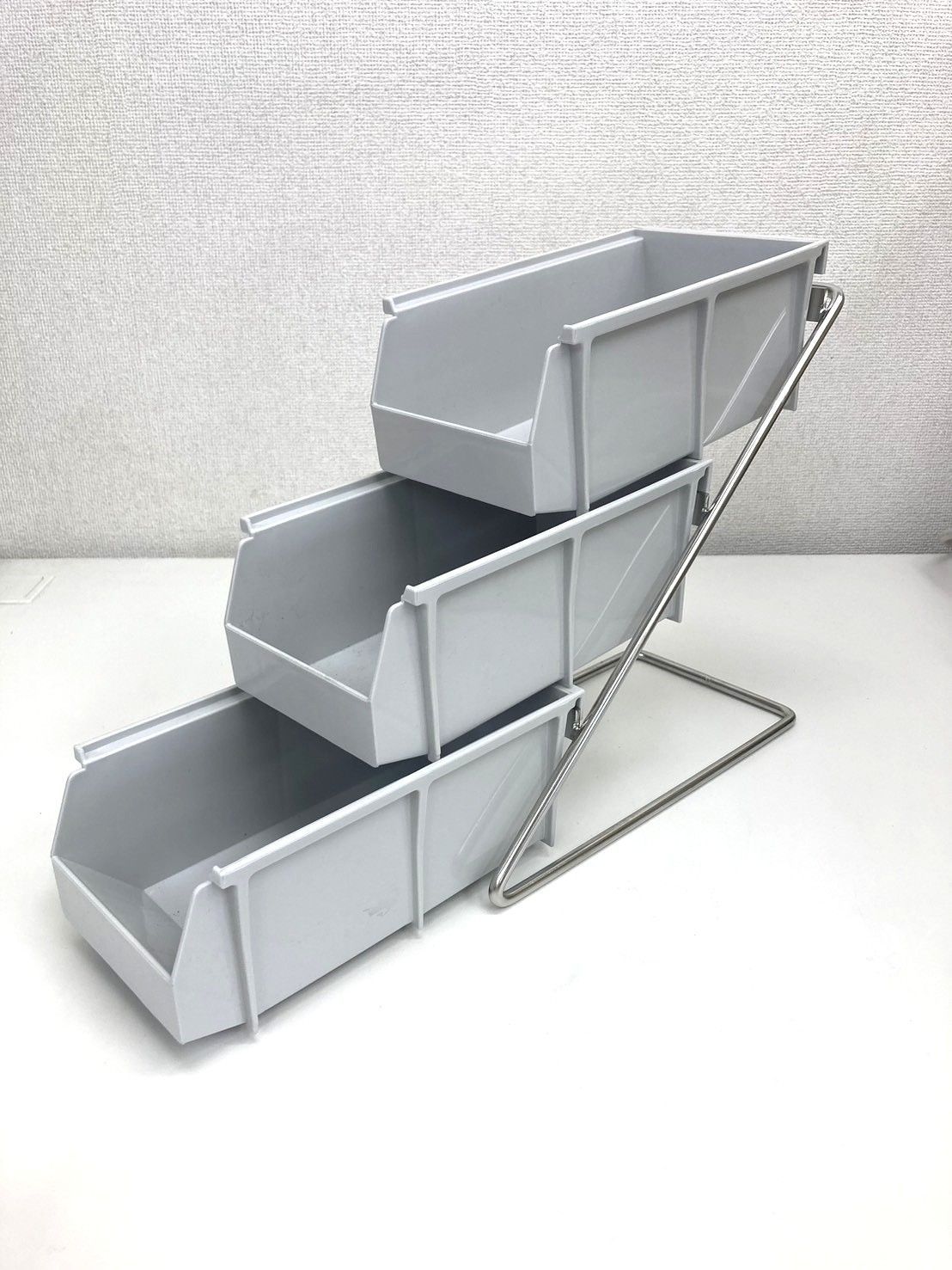 【新品】18-8ｵｰｶﾞﾅｲｻﾞｰ 3段1列 ｸﾞﾚｰ 6,624円