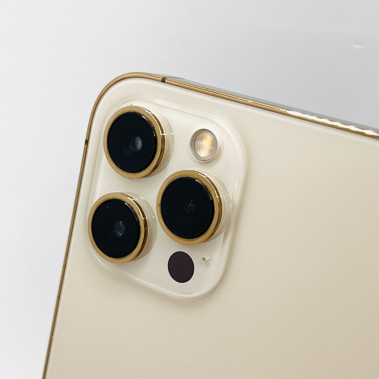 Apple iPhone12 Pro Max 256GB MGD13J/A ゴールド SIMフリー 動作確認