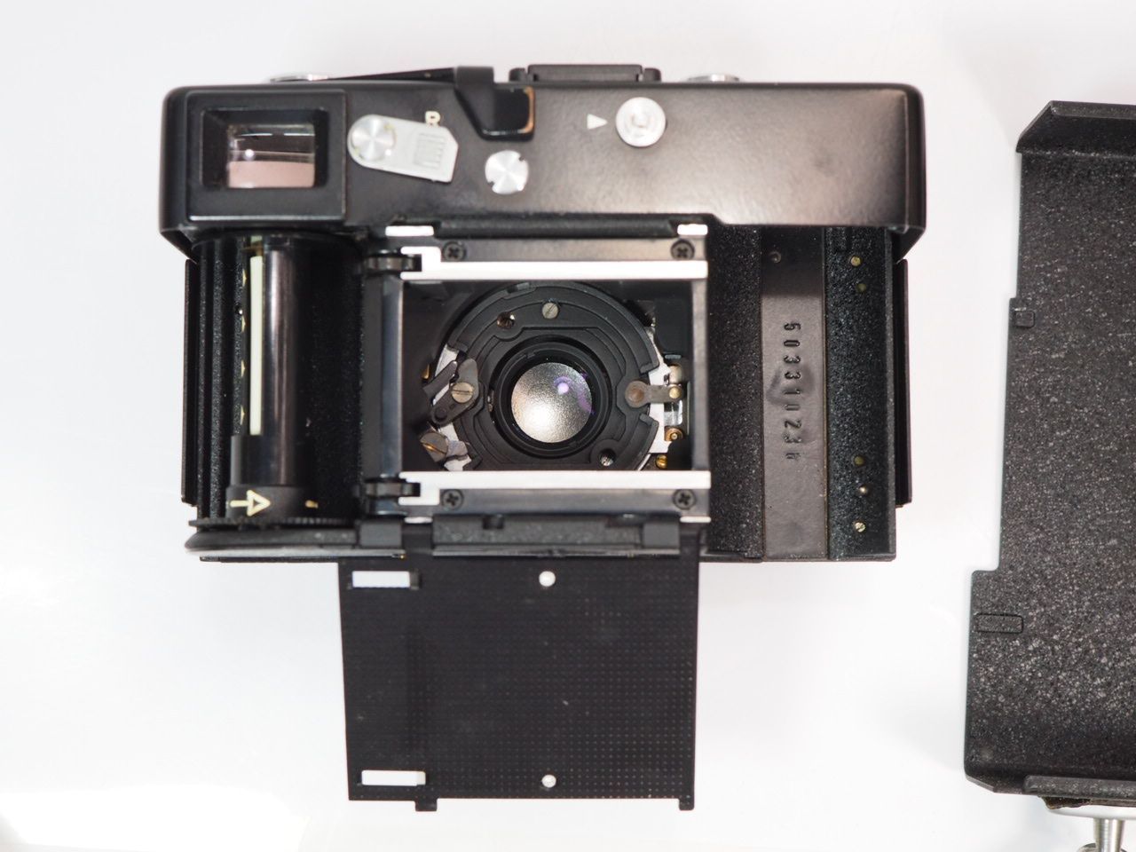 送料無料 【 現状 保証なし 】Rollei 35 SE Sonnar 40mm F2.8