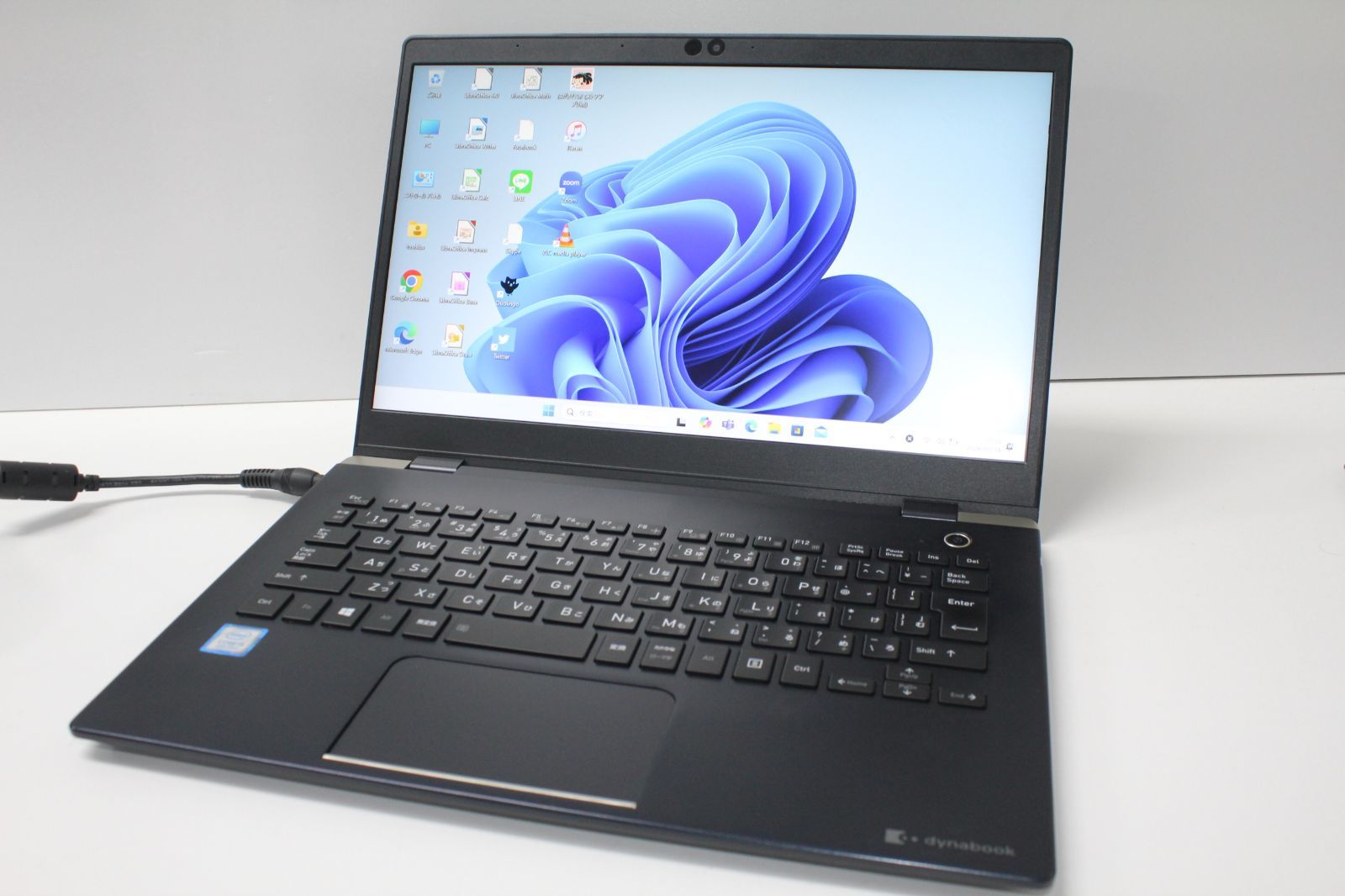 現状品/中古ノートPC】東芝〈dynabook G83/DN〉第8世代Core i5 