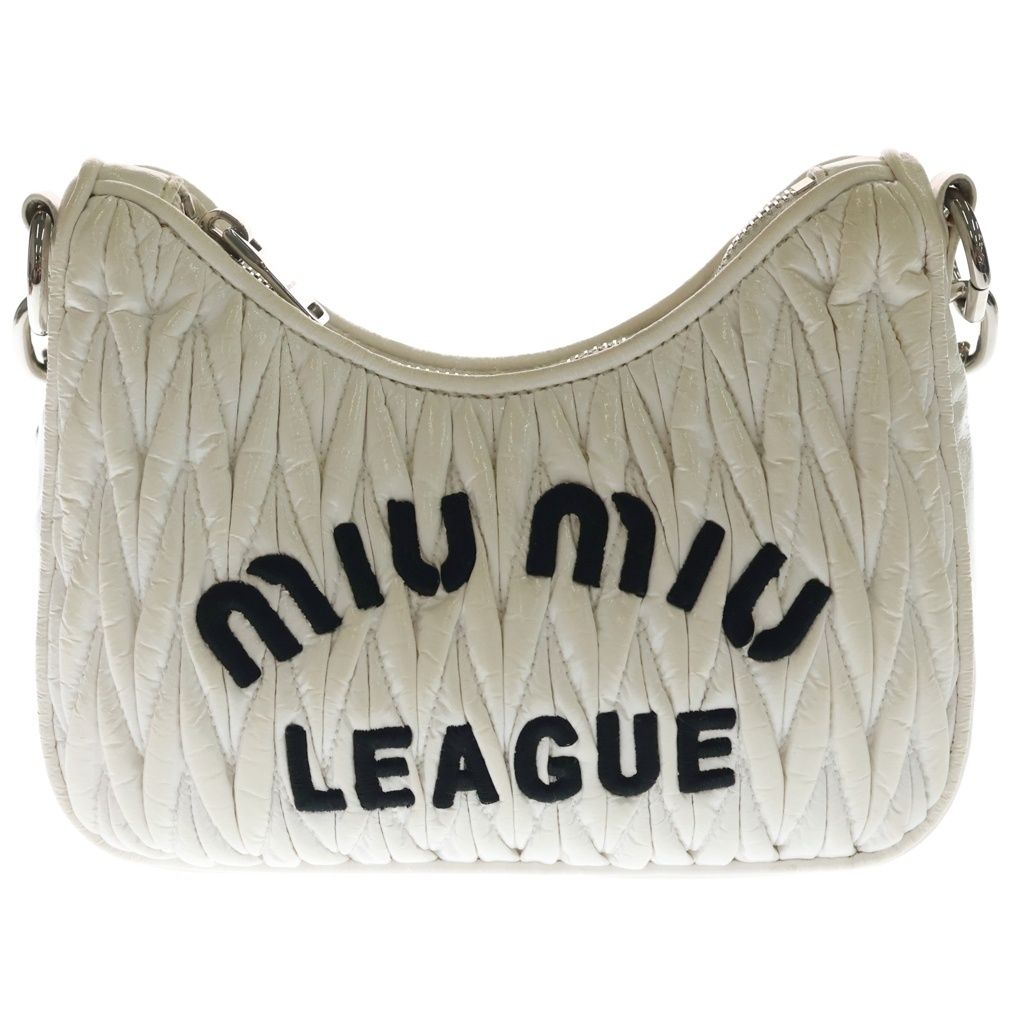 miumiu (ミュウミュウ) Matelasse キルティング PVCレザー チェーンショルダーバッグ ハンドバッグ ホワイト レディース 5BH211