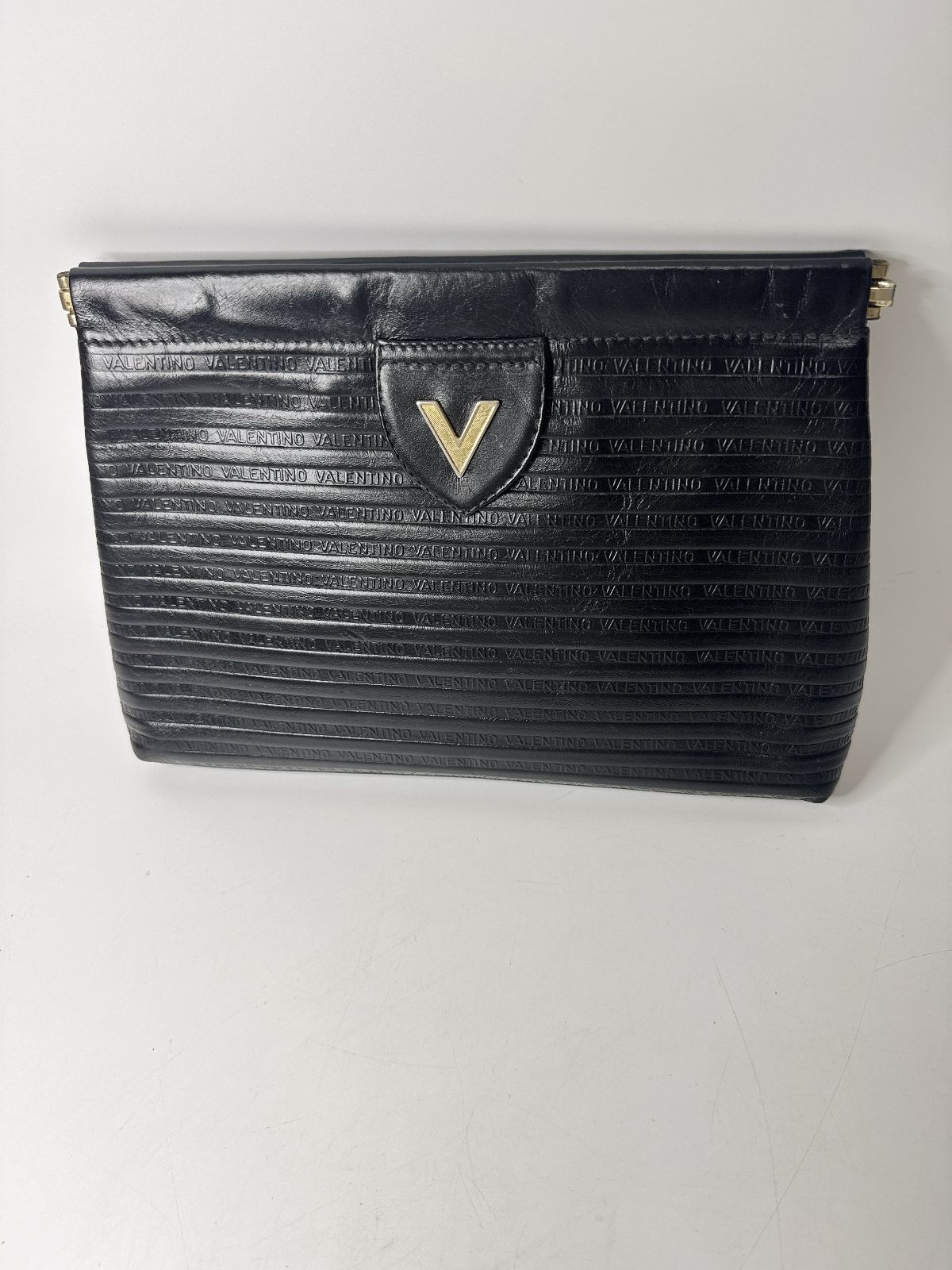 VALENTINO ヴァレンティノ 黒レザー クラッチバッグ 総柄型押し - メルカリ