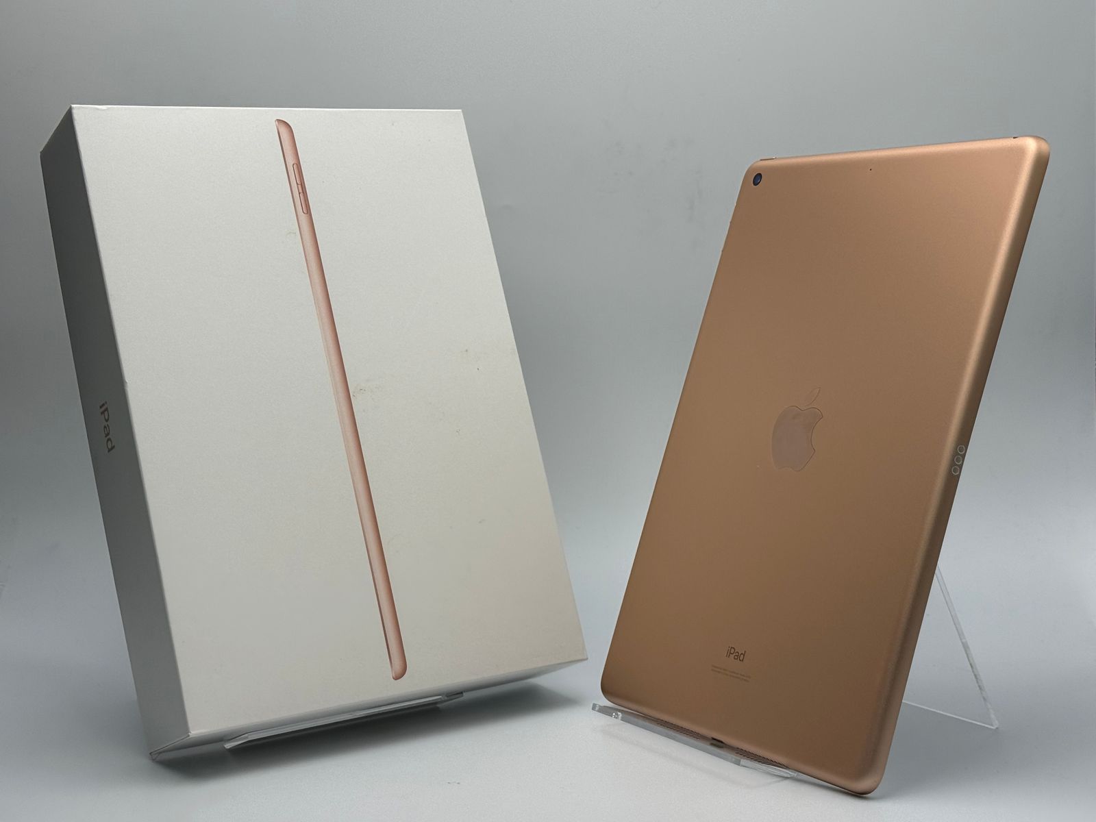 iPad 第7世代 128GB ゴールド Wi-Fi 中古B - メルカリ