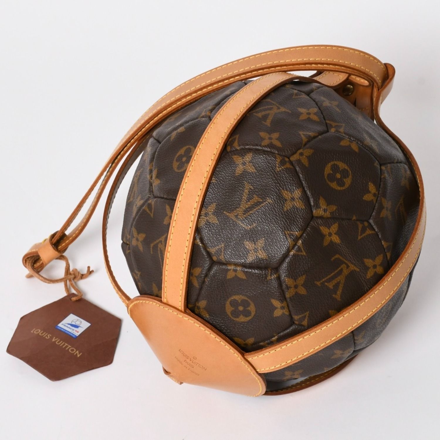 極美品 LOUIS VUITTON ルイヴィトン モノグラム サッカーボール M99054