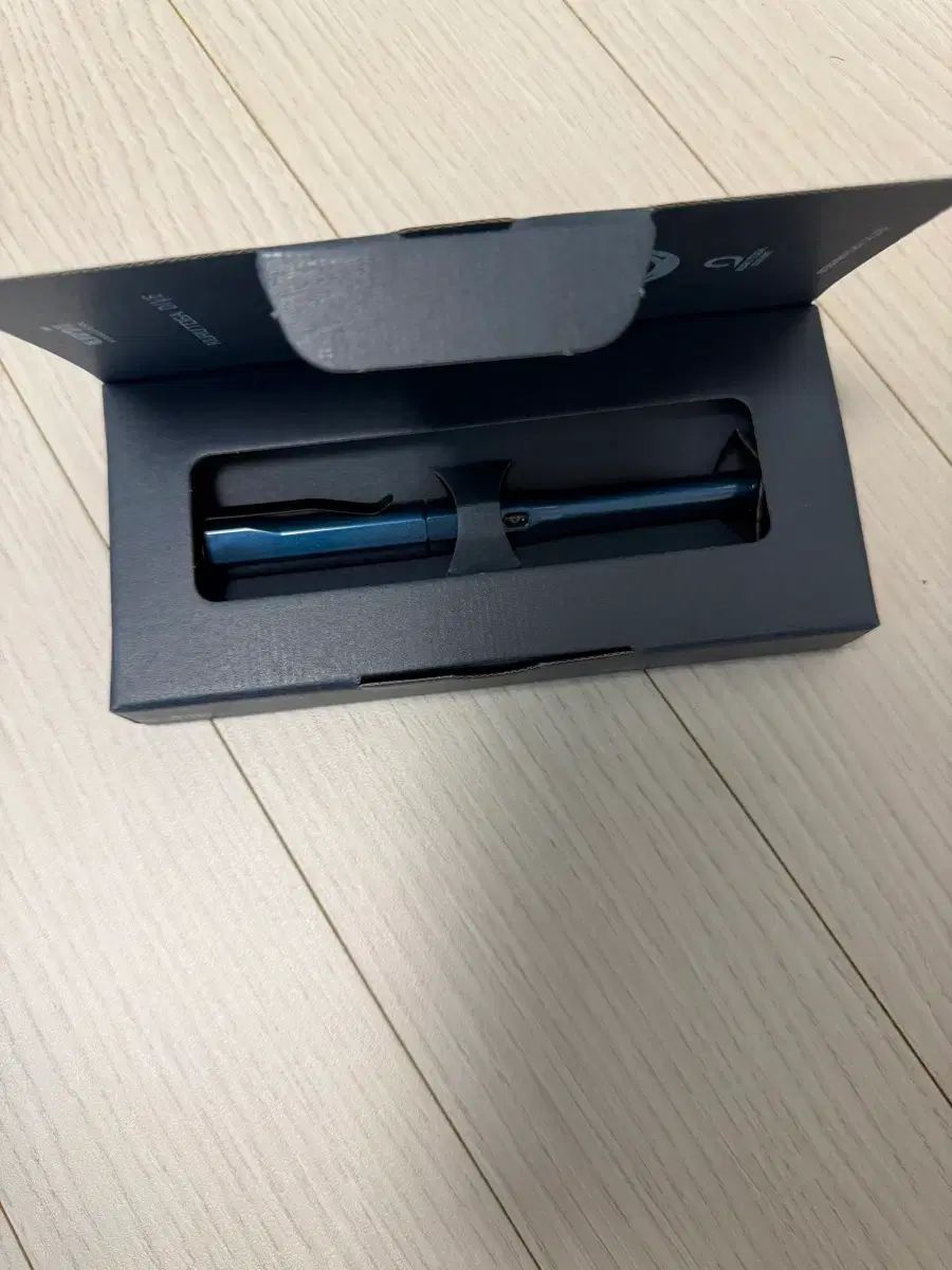 クルトガ DIVE ブルー 出品 11,486円