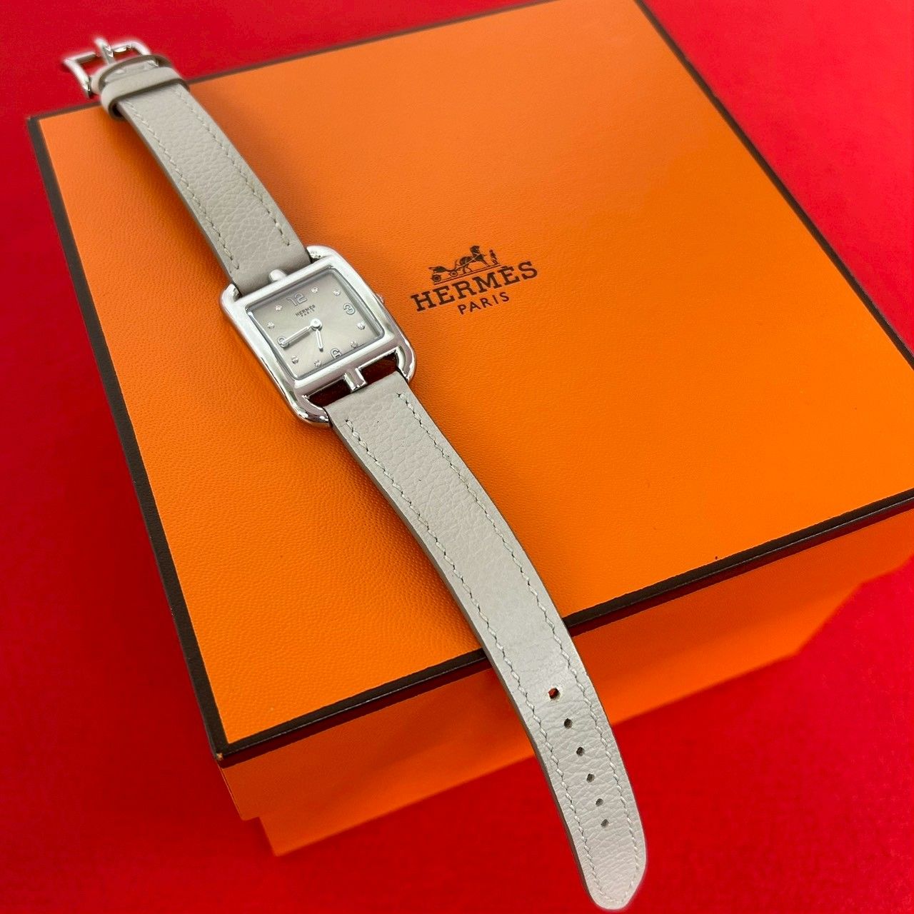 稼働品 未使用保管品 箱付き HERMES エルメス ケープコッド PM 31mm ステンレススチール ヴォースイフト ダイヤモンド 腕時計 グレー 41053