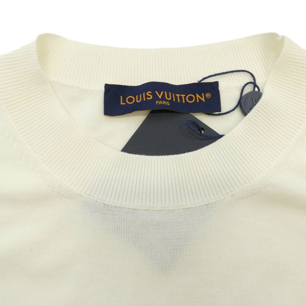 LOUIS VUITTON ルイ・ヴィトン 1AIMAU × NIGO ファレル・ウイリアムスト スリーブショート ニット クルーネック オーガニックコットン 半袖 刺繍 ロゴ サマーニット ホワイト系 XL【新古品】【未使用】【中古】 LOUIS VUITTON ルイ・ヴィトン 1AIMAU × NIGO ファレル・ウイリアムス
