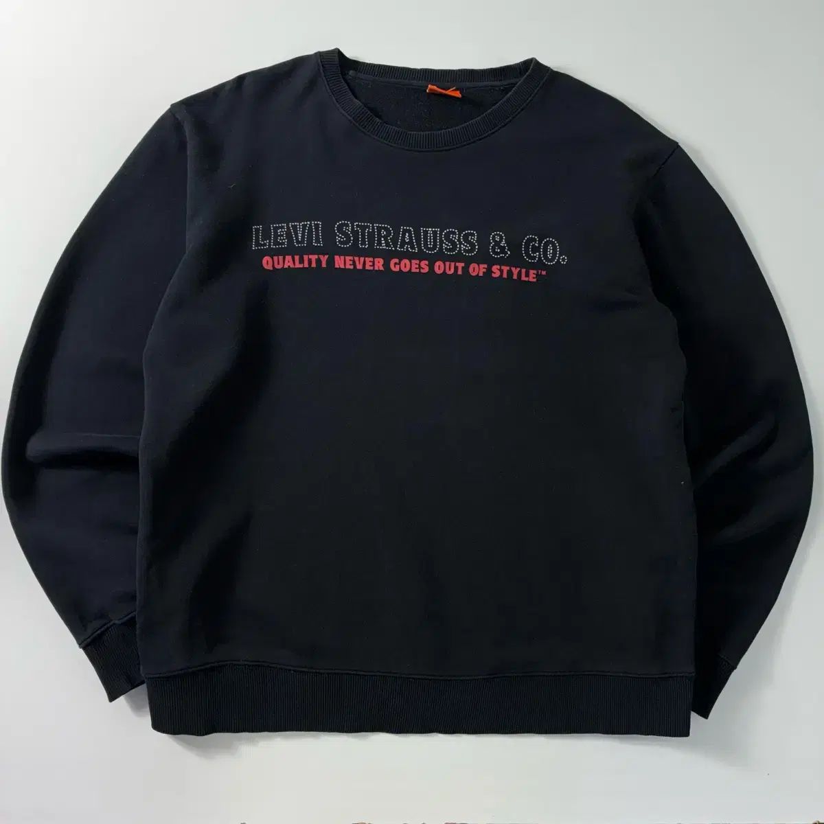 LEVI'S リーバイス オレンジタブ Spellout ブラック スウェット