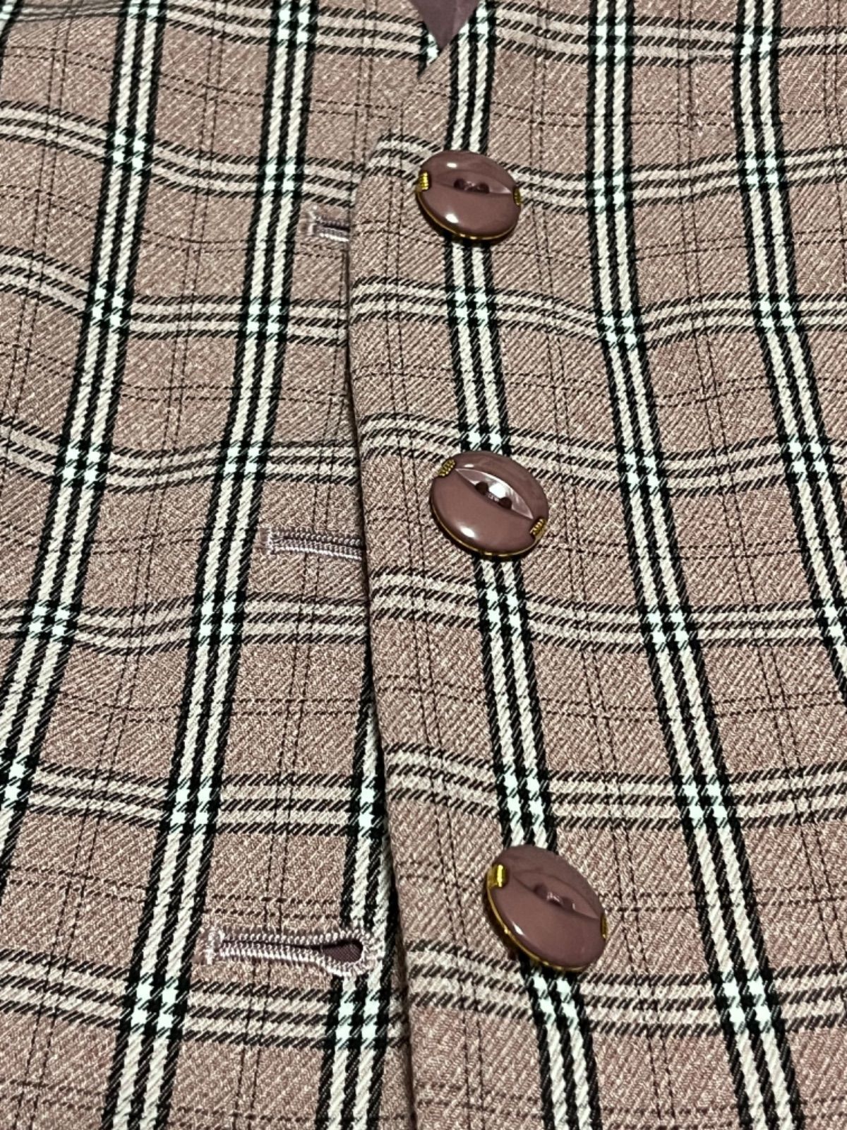https://assets.mercari-shops-static.com/-/large/plain/2JUGQod3NUsTT3ujDAAwnx.jpg@jpg
