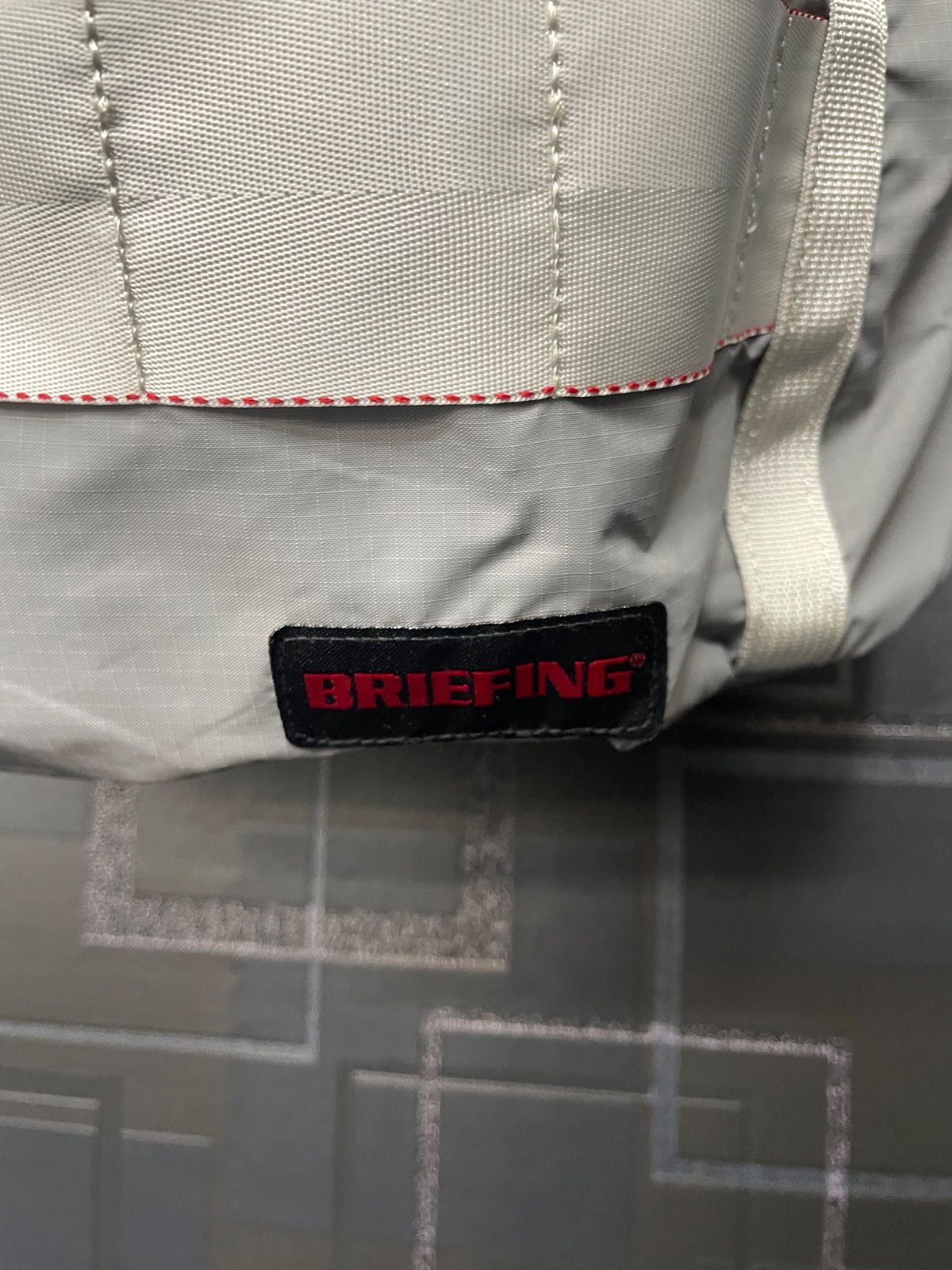 BRIEFING タグ付き 未使用品 バックパック ライトグレー 送料無料