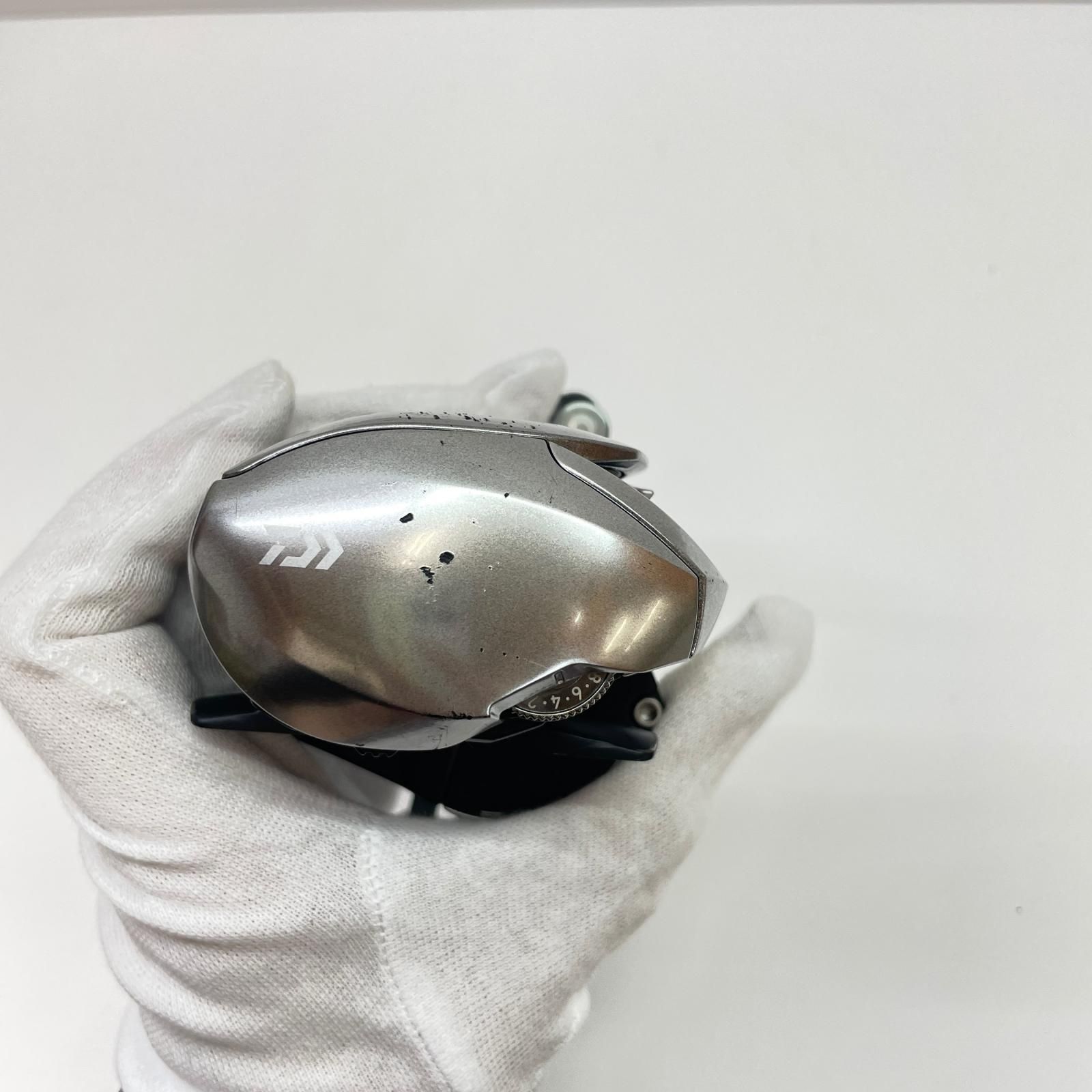 瀬戸大橋店】 中古 Daiwa | ダイワ リール 21ジリオンSVTW1000HL
