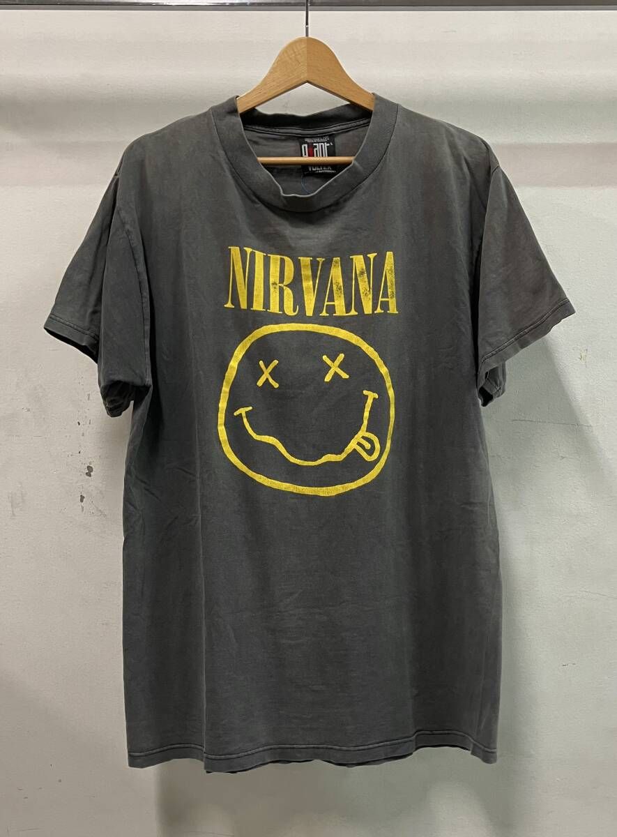 GIANT ジャイアント 半袖Tシャツ NIRVANA SMILE W ニルヴァーナ バンT ステッチ 92年コピーライト サイズL 59,928円