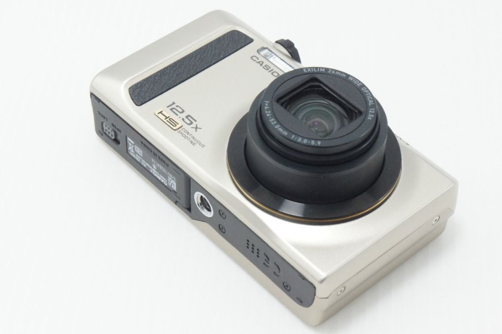 美品 CASIO カシオ HIGH SPEED EXILIM EX-ZR300 コンパクトデジタル