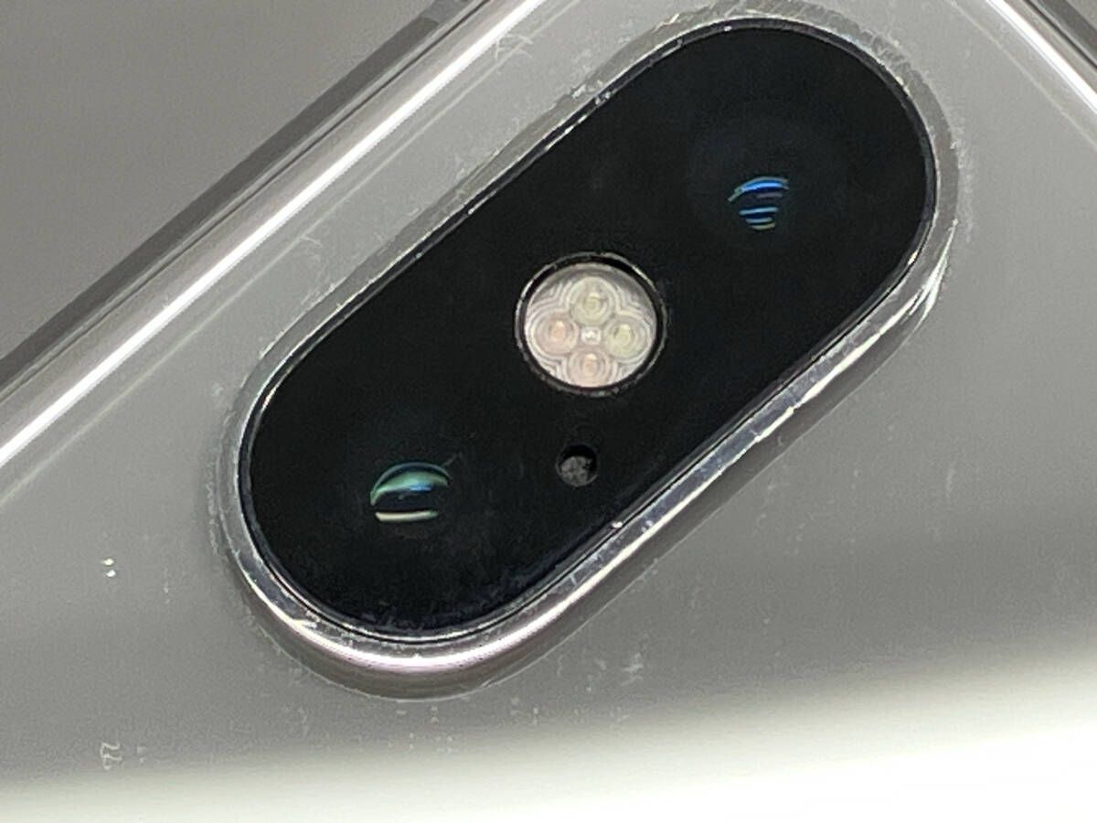 iPhone X 256GB シルバｰ docomo【SIMロックなし】中古 - メルカリ