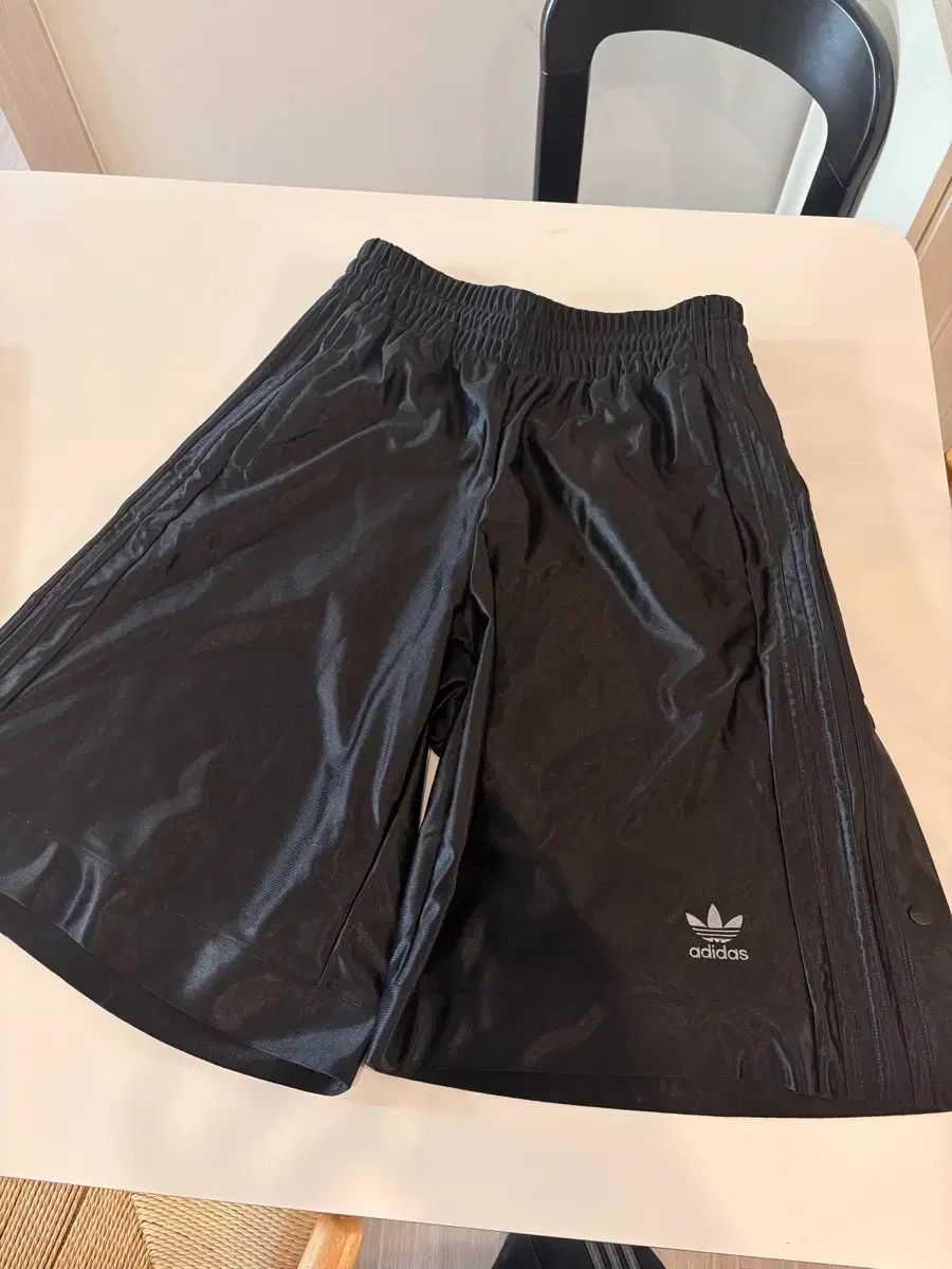 アディダス ハーフパンツ ブラック 7,226円