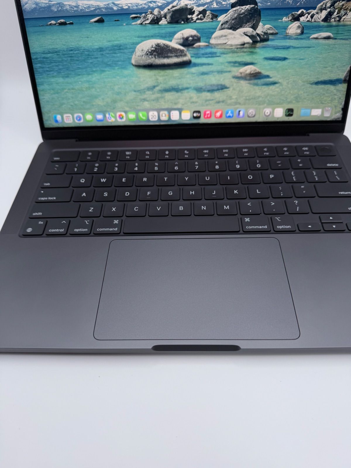 MacBook Pro 14