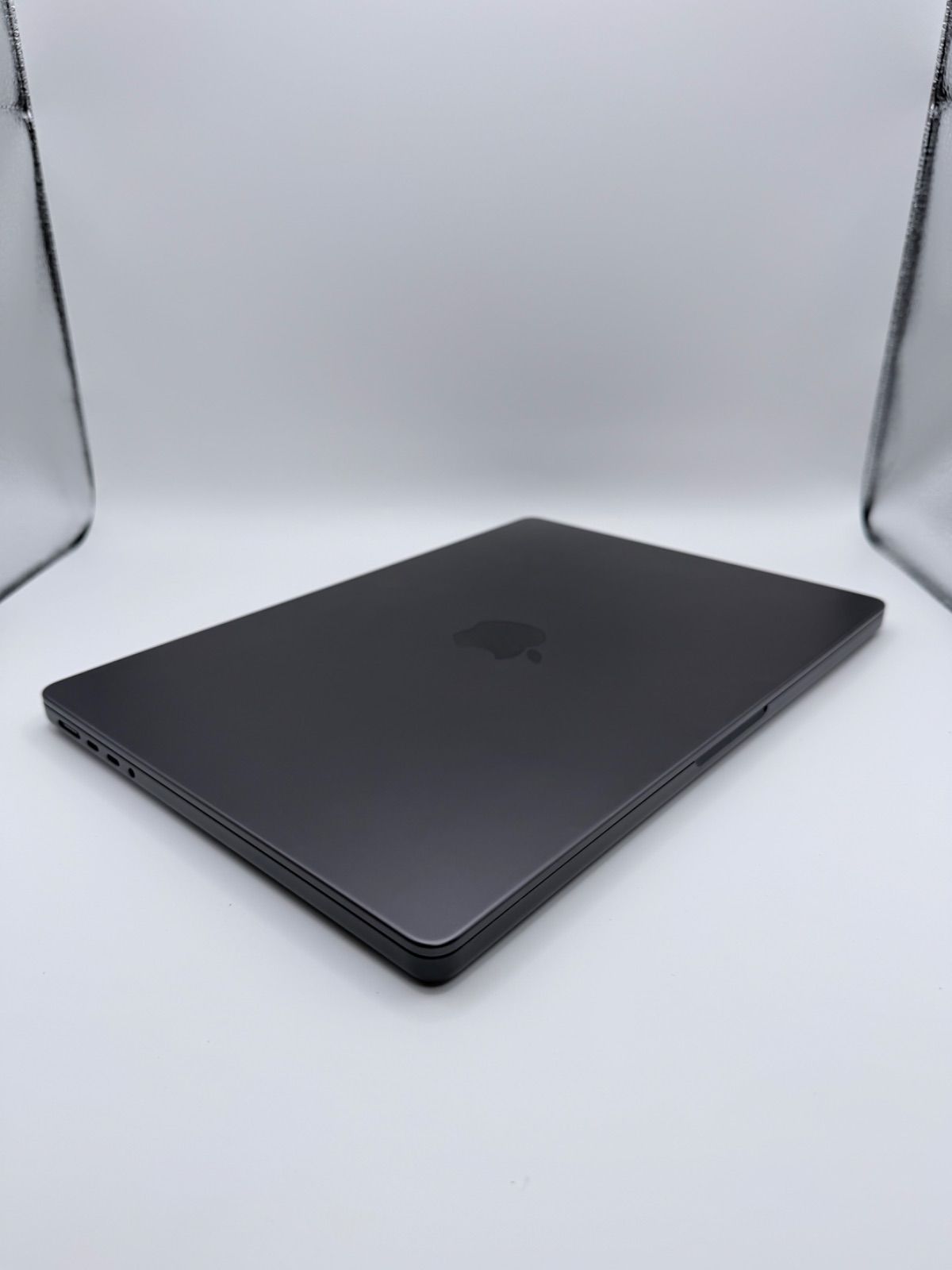 MacBook Pro 14
