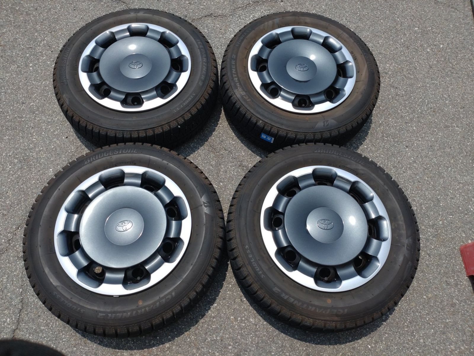 TOYOTA　トヨタ　10系　シエンタ 純正　スチール　15インチ　5.5J+39 PCD 100-5H ＆ブリヂストン　ICEPARTNER2　185/65R15 　4本 32,500円