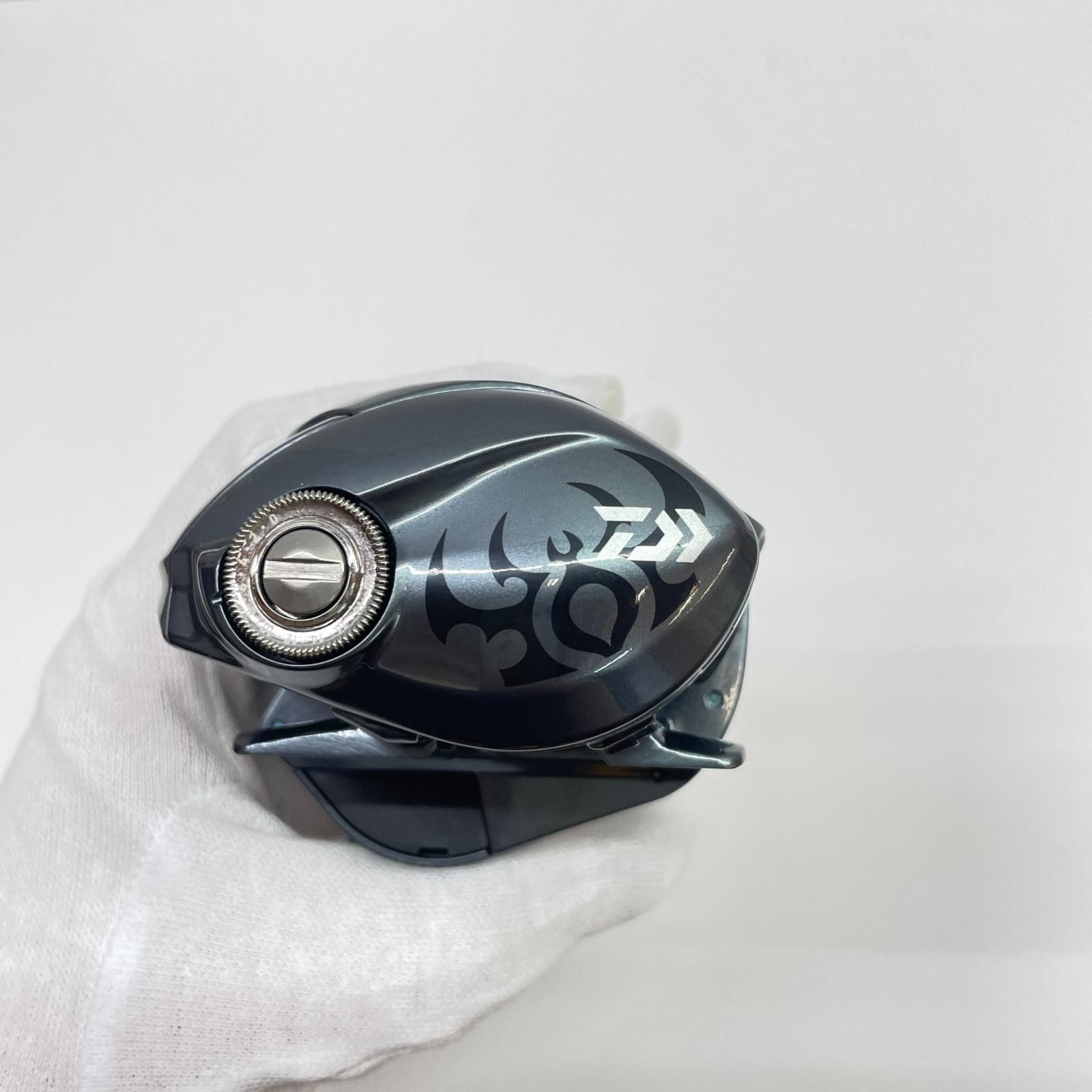 瀬戸大橋店】 中古 Daiwa | ダイワ リール 25タトゥーラSVTW100H