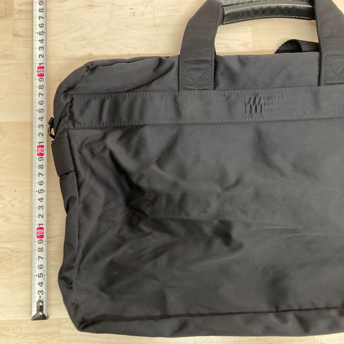 美品 MIYAKE DESIGN STUDIO ボストンバッグ/ハンドバッグ ブラック