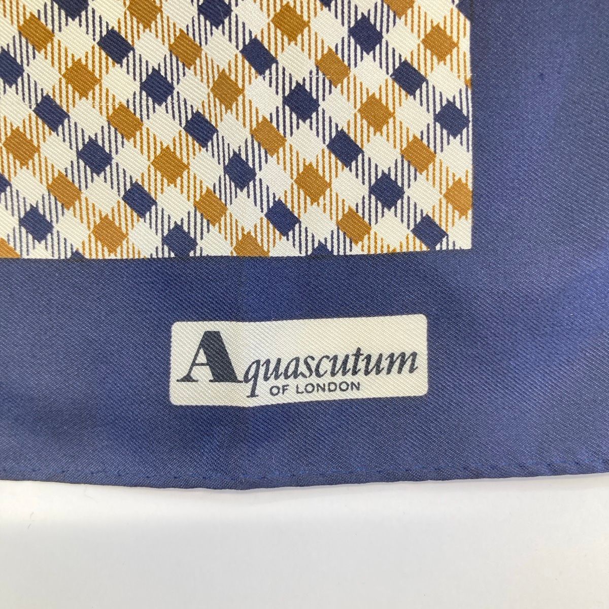 極美品 アクアスキュータム/Aquascutum シルク100% スカーフ チェック