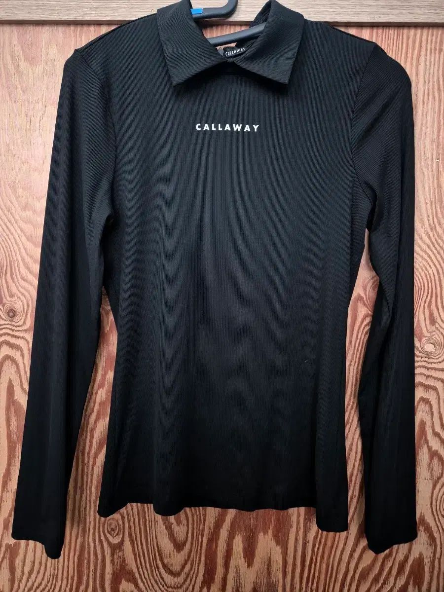 (試着のみの新品) キャロウェイ 接触冷感 機能性 ゴルフTシャツ