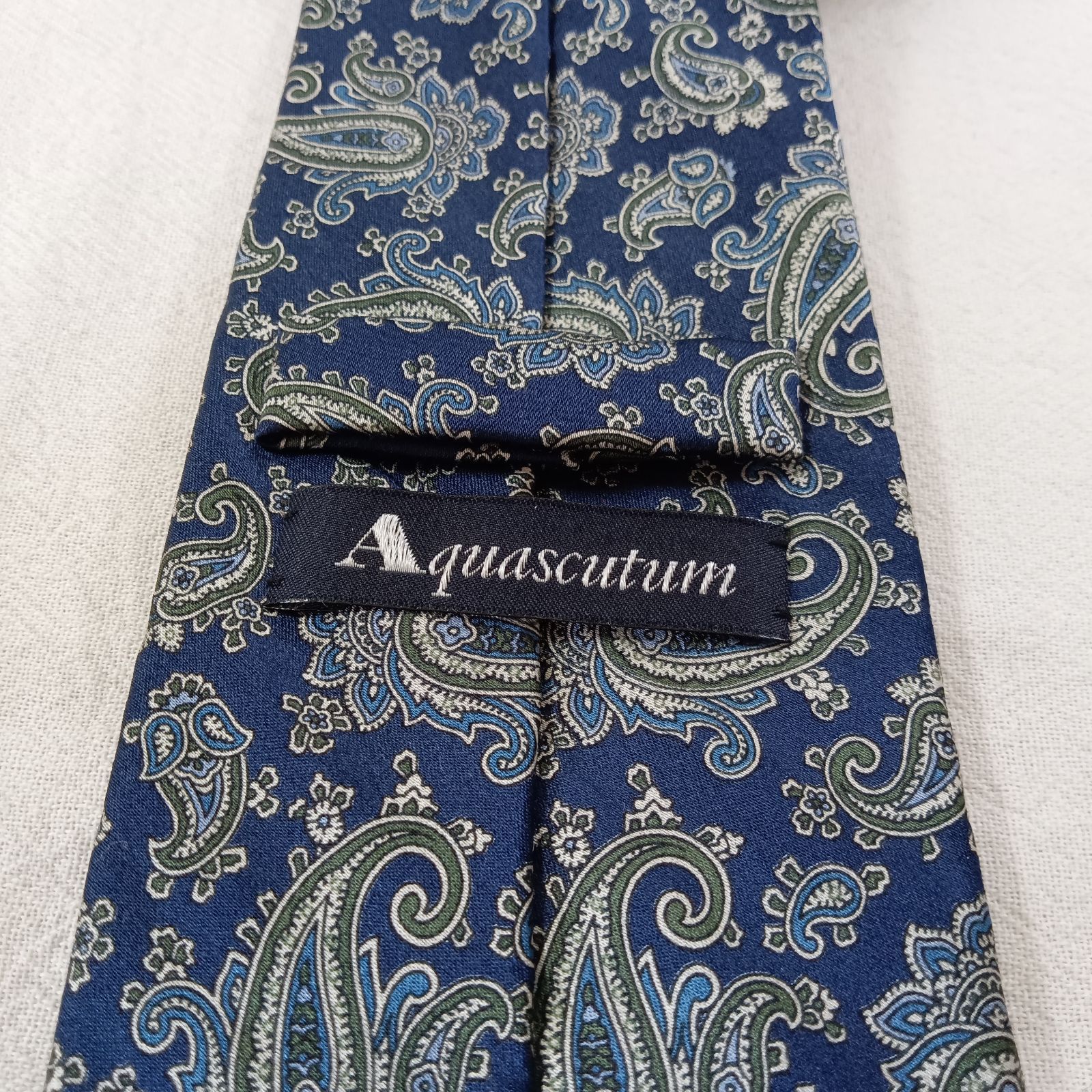 美品】アクアスキュータム Aquascutum ネクタイ ブルー ペイズリー柄