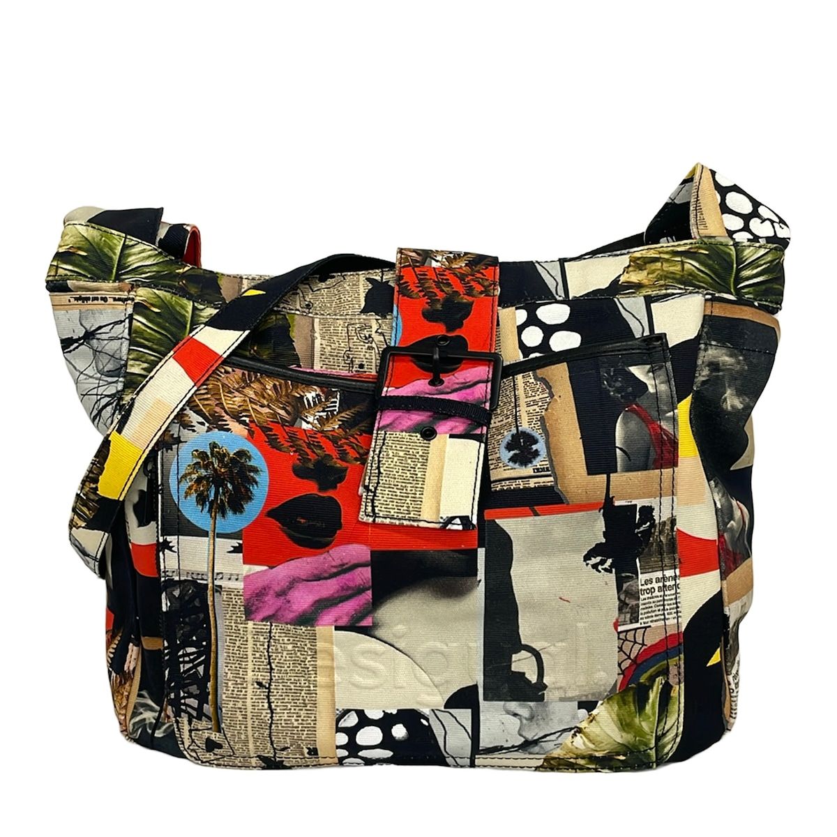 Desigual(デシグアル) ショルダーバッグ美品 - 黒×ベージュ×マルチ 