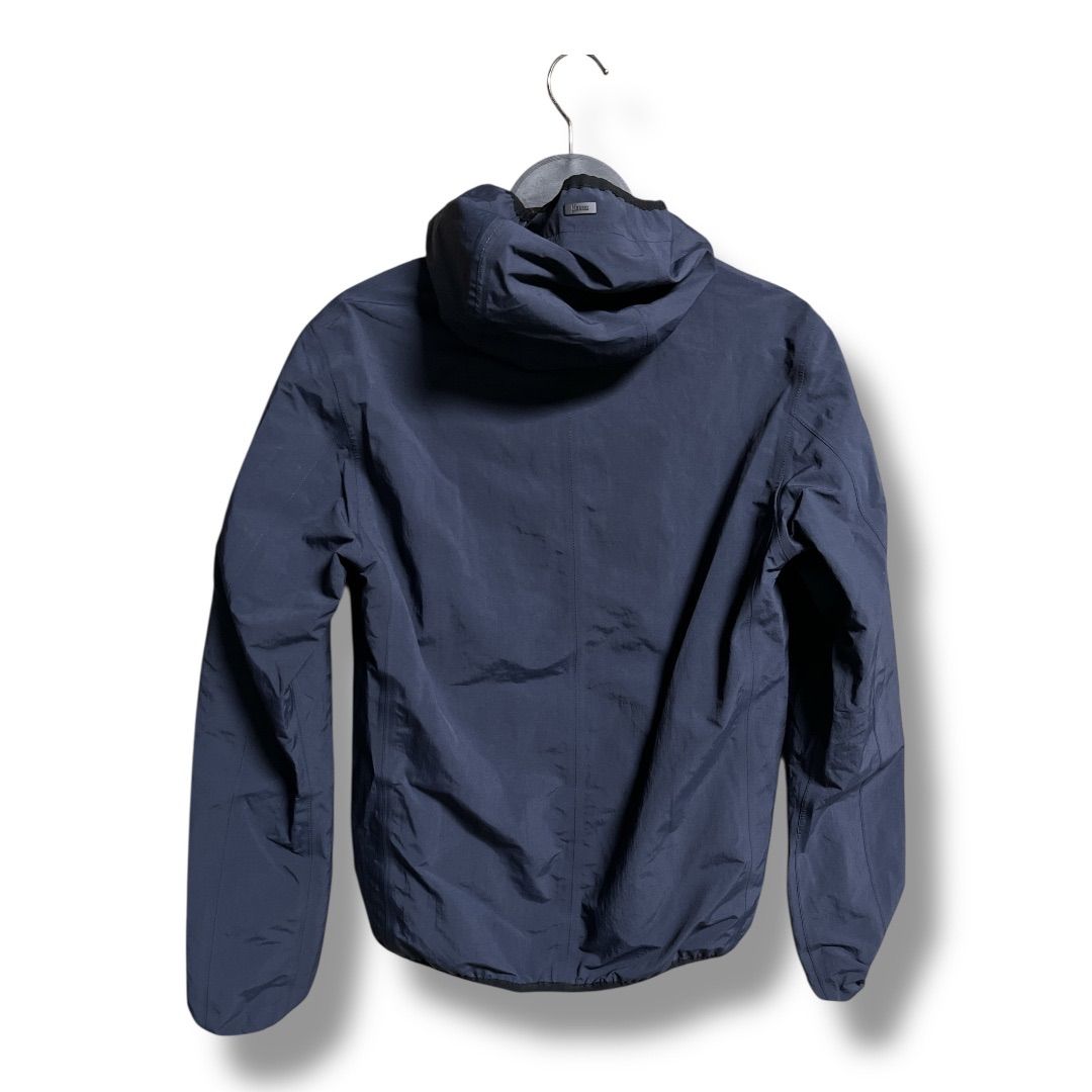 HERNO ヘルノ フーテッド ジッパアップ ジャケット マウンテンパーカー アウトドア アウター 長袖 ポリエステル シャカシャカ 上着 メンズ サイズ42 ネイビー ゴーゴー古着久喜倉庫店 50 No.K2451Y