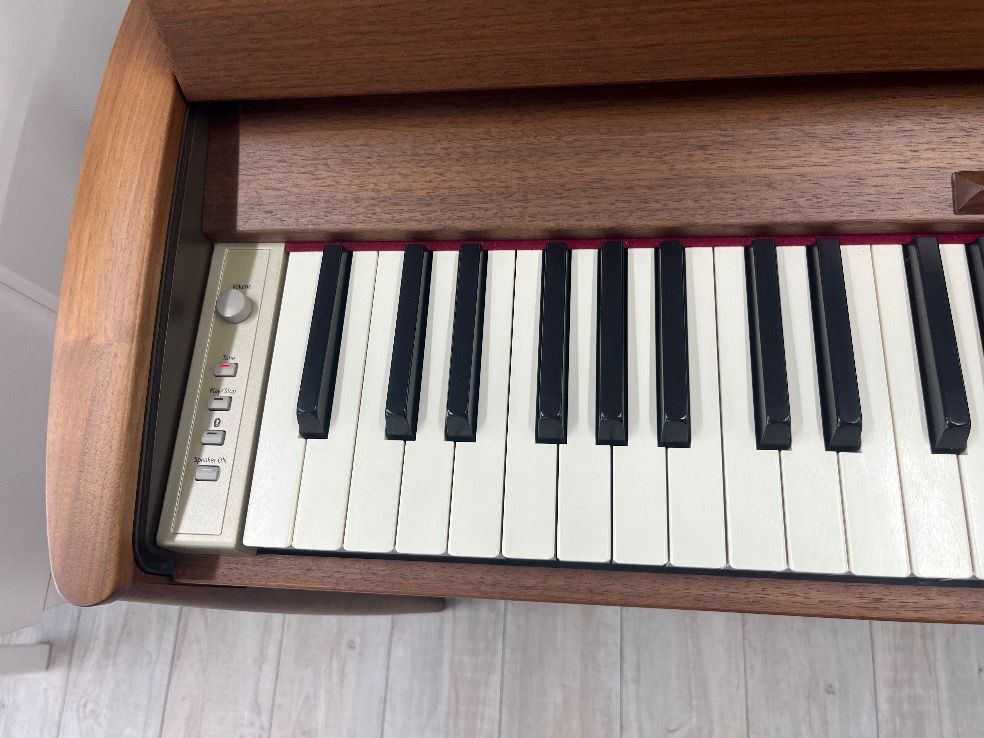 ☆90931【電子ピアノ】ROLAND KF10KW 19年製 - メルカリ