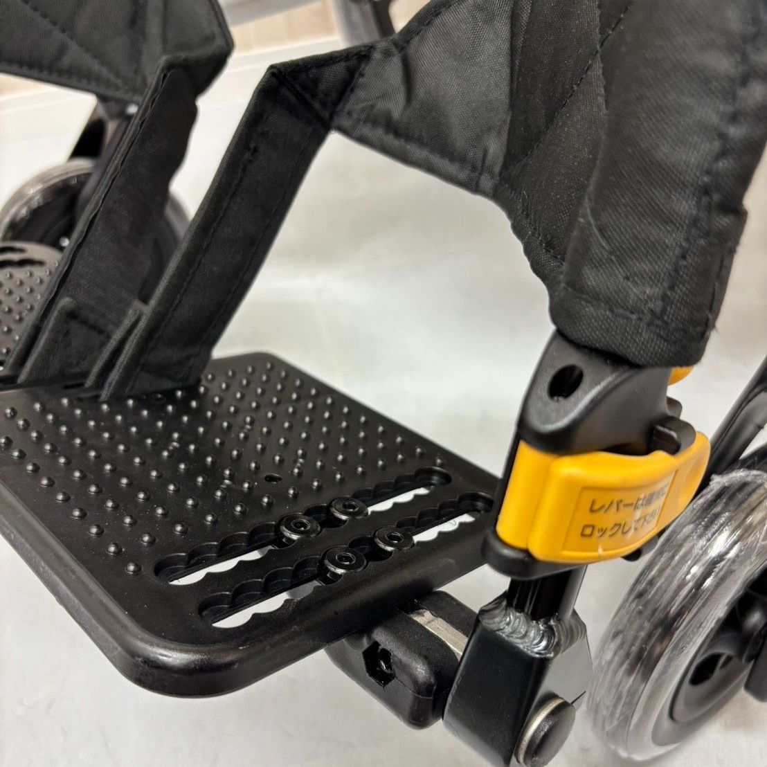 【消毒済 中古 車椅子】すぐ使える車椅子 美品 NEXT-61B 松永製作所 ネクストコアシリーズ アジャスト 介助式車椅子 車いす ノーパンクタイヤ MATSUNAGA 中古 介護用品