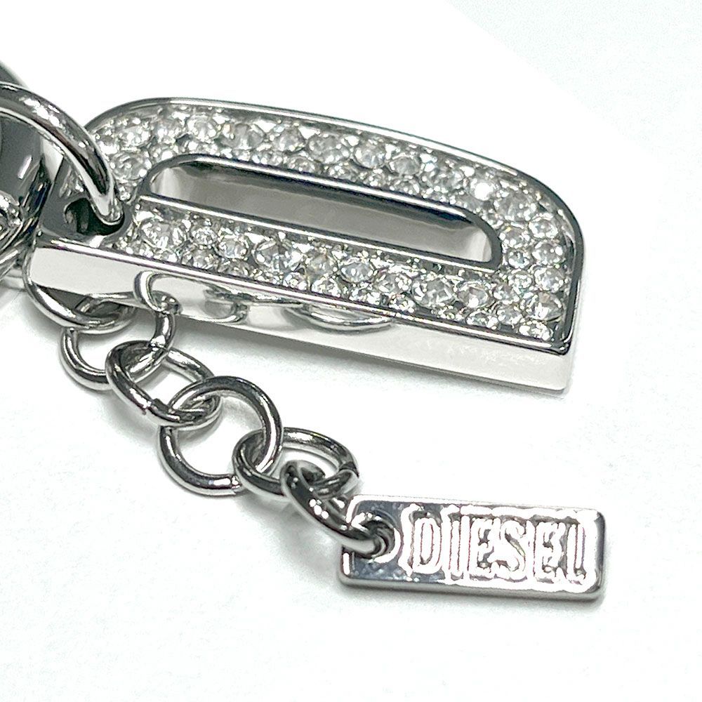 【新品、未使用】DIESEL キーホルダー 複数チャーム付き 新品 DIESEL CHARM-D キーホルダー チャーム X10874 P9132 - メルカリ