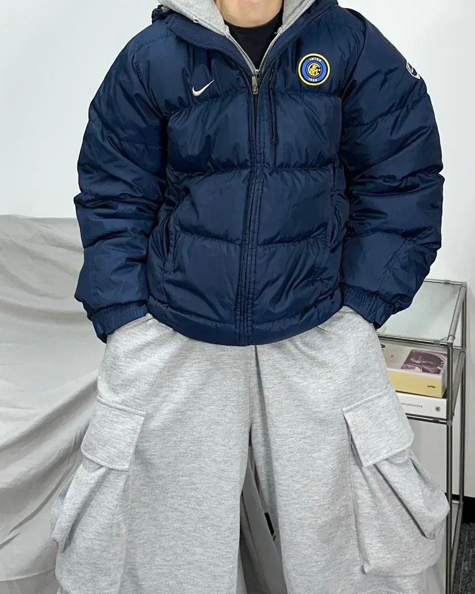 Nike インテルミラン フード付きダウンジャケット ナイキ 03-04 インテルミラン ダックダウン ダウン M - メルカリ
