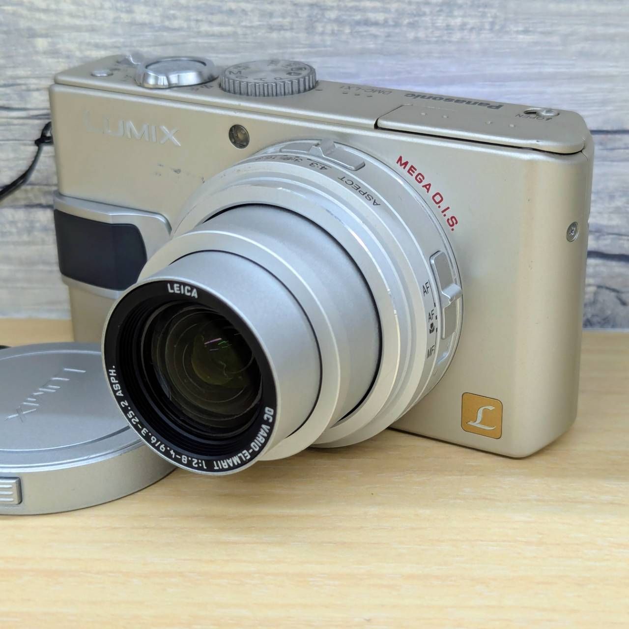 亘】動作品 2005年 8.4MP 小型 LUMIX DMC-LX1 Pansonic パナソニック