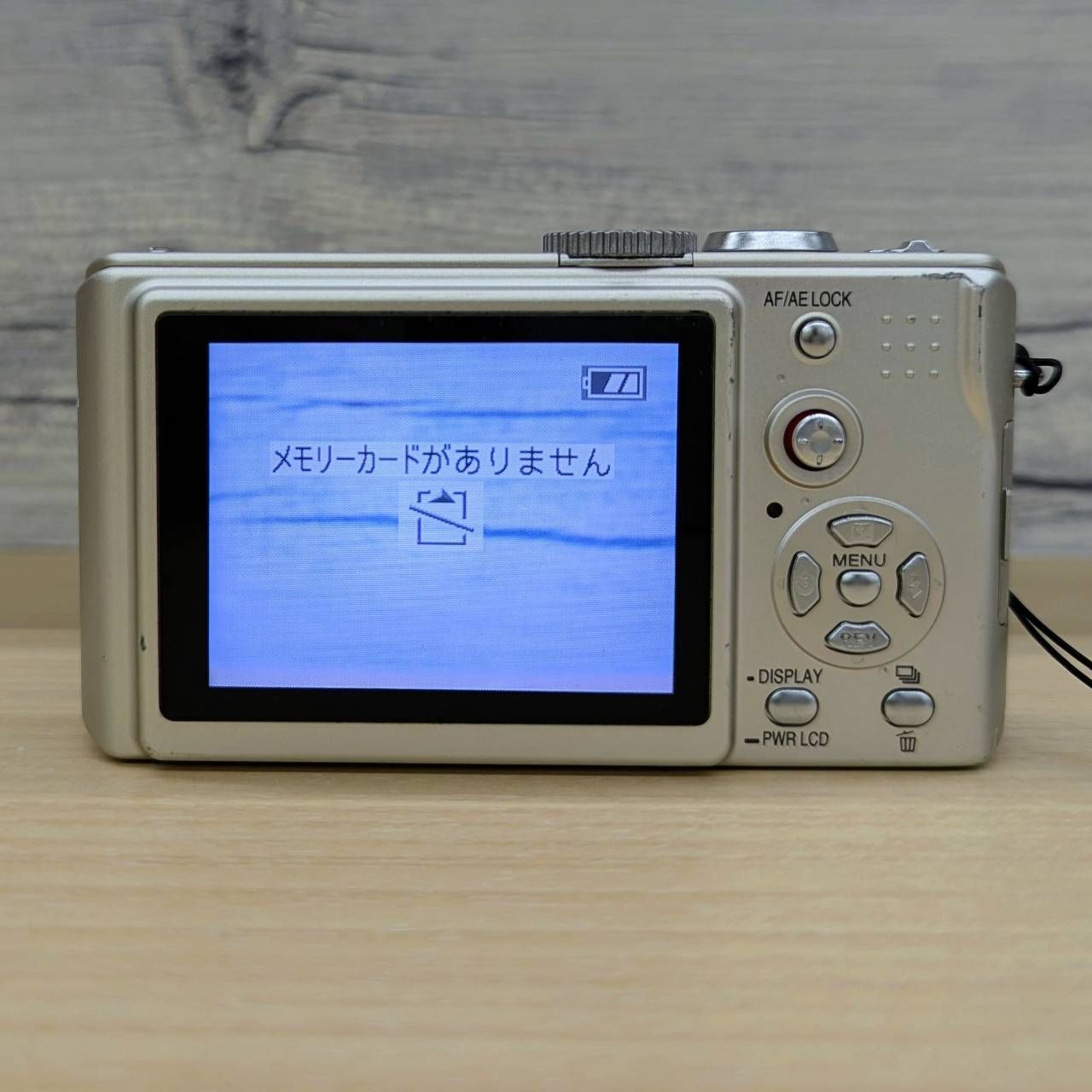 動作確認済】 Panasonic LUMIX DMC-LX1 オールドコンデジ 動作確認済