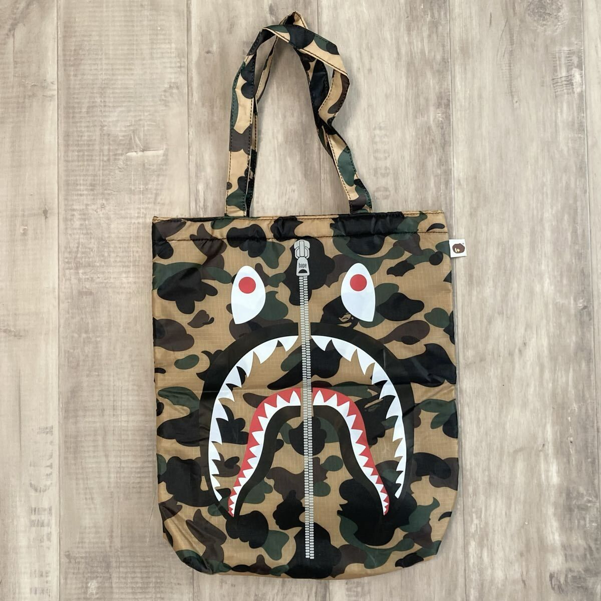 ☆ムック限定☆ 2015年 シャーク トートバッグ a bathing ape BAPE 