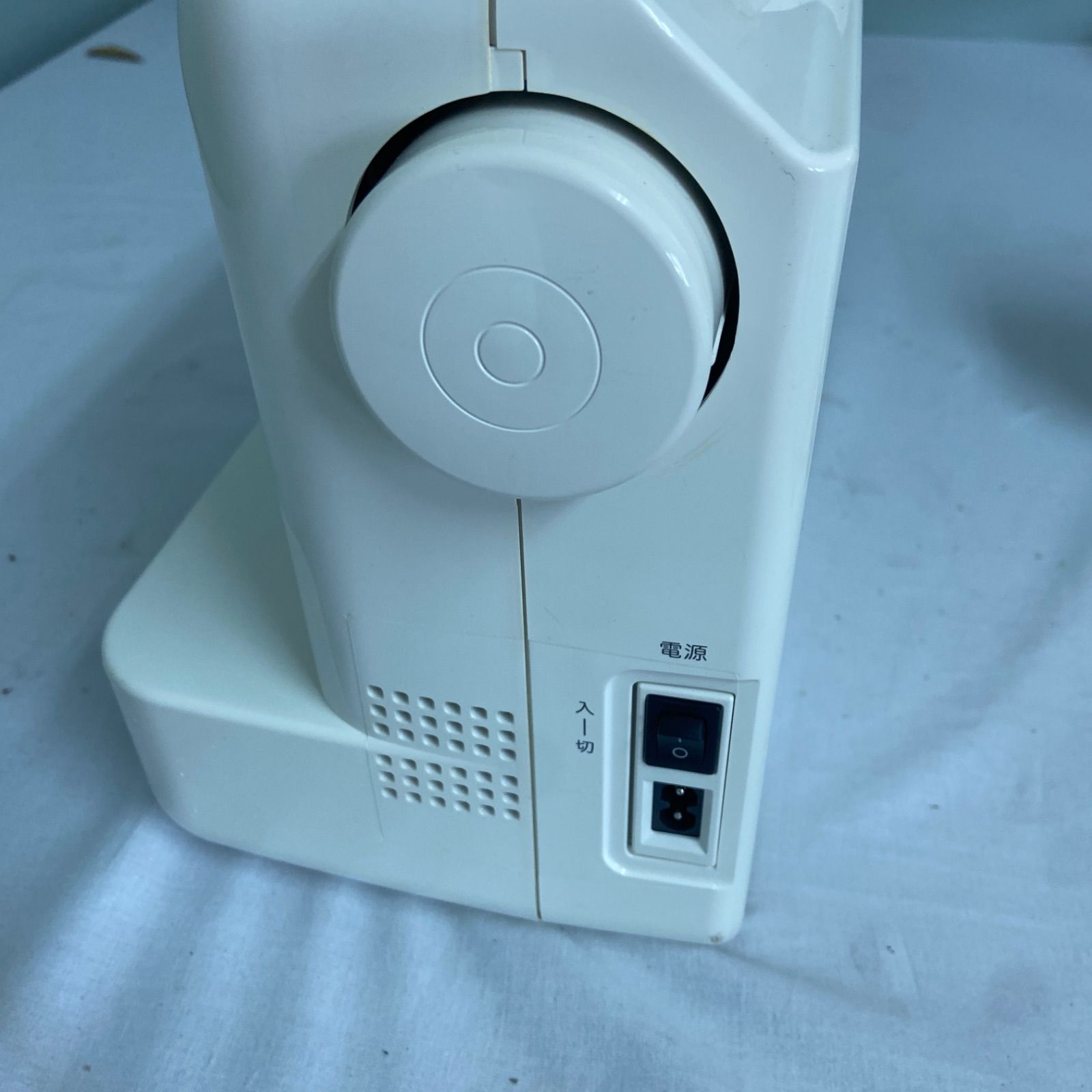 brother ブラザー 電子ミシン EL115 初心者向け コンパクト - メルカリ