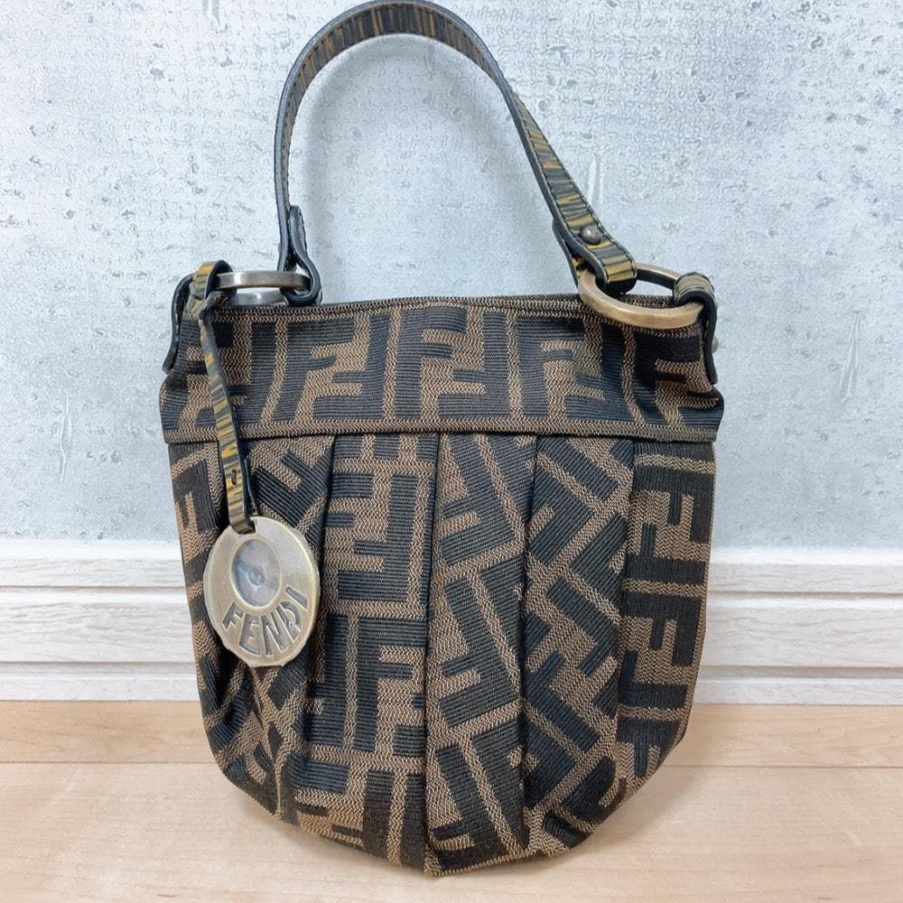 FENDI フェンディ ズッカ柄 ハンドバッグ 8BK044 チャーム付き キャンバス レザー FF柄 ブラウン ブラック ミニバッグ シェフバッグ ヴィンテージ 総柄 激レア レア 希少 vintage old 90s Y2K オールドフェンディ
