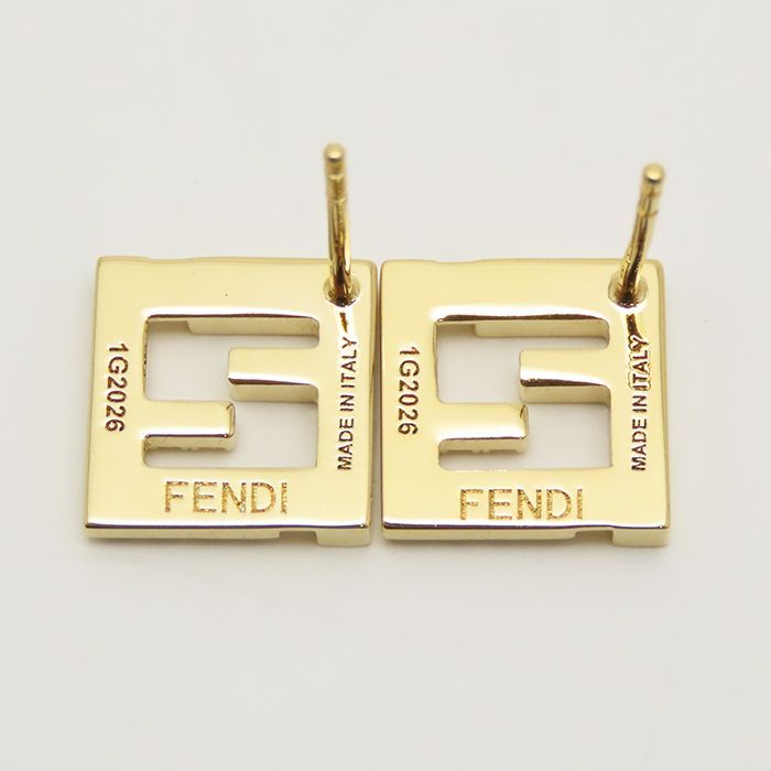 Fendi FFピアス ！新品未使用！ 未使用 Fendi フェンディ フォーエバー フェンディ ピアス 箱 紙類 FF