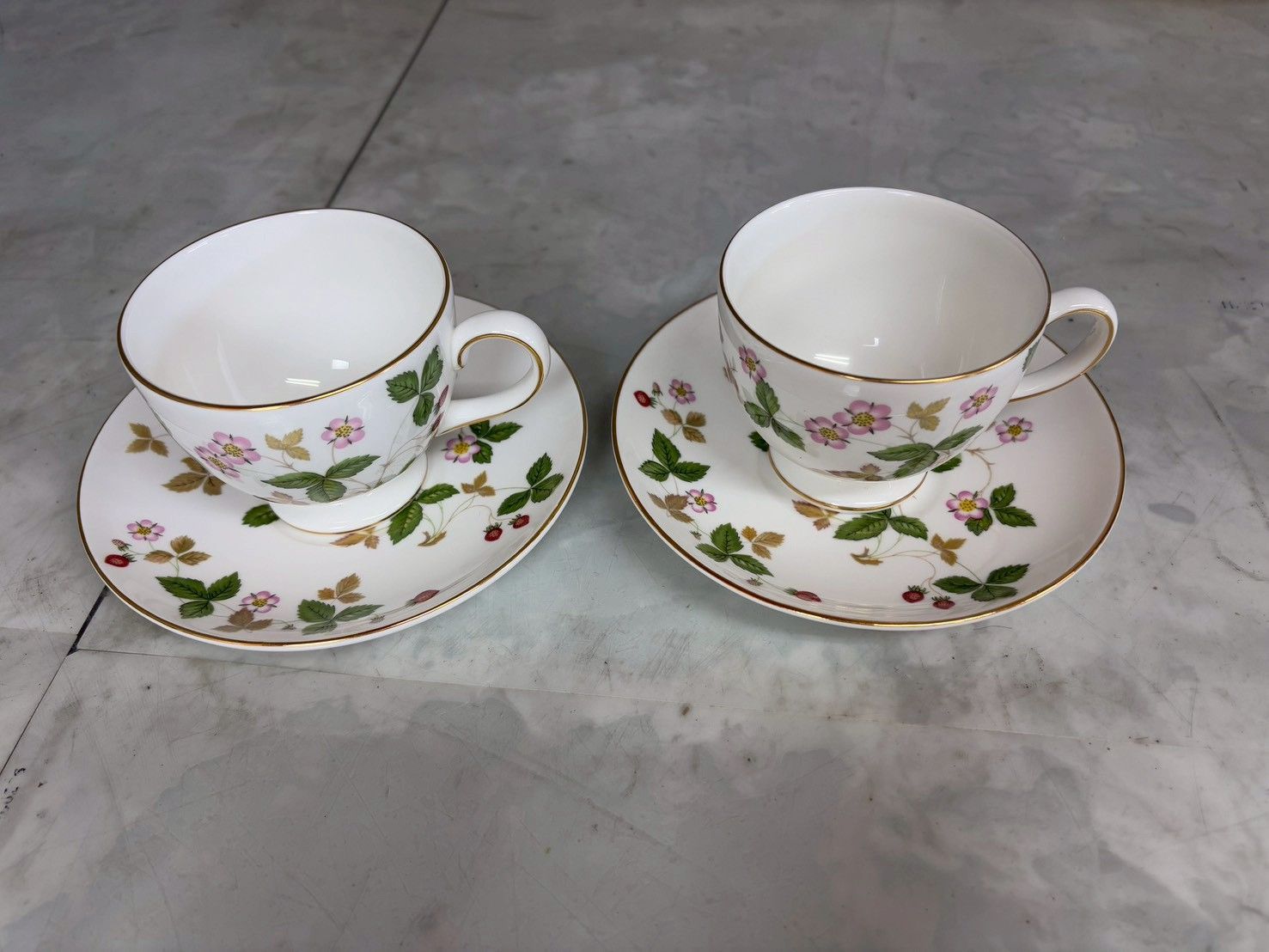 NB070157◇WEDGWOOD ウェッジウッド◇送料無料！カップ＆ソーサー 2客