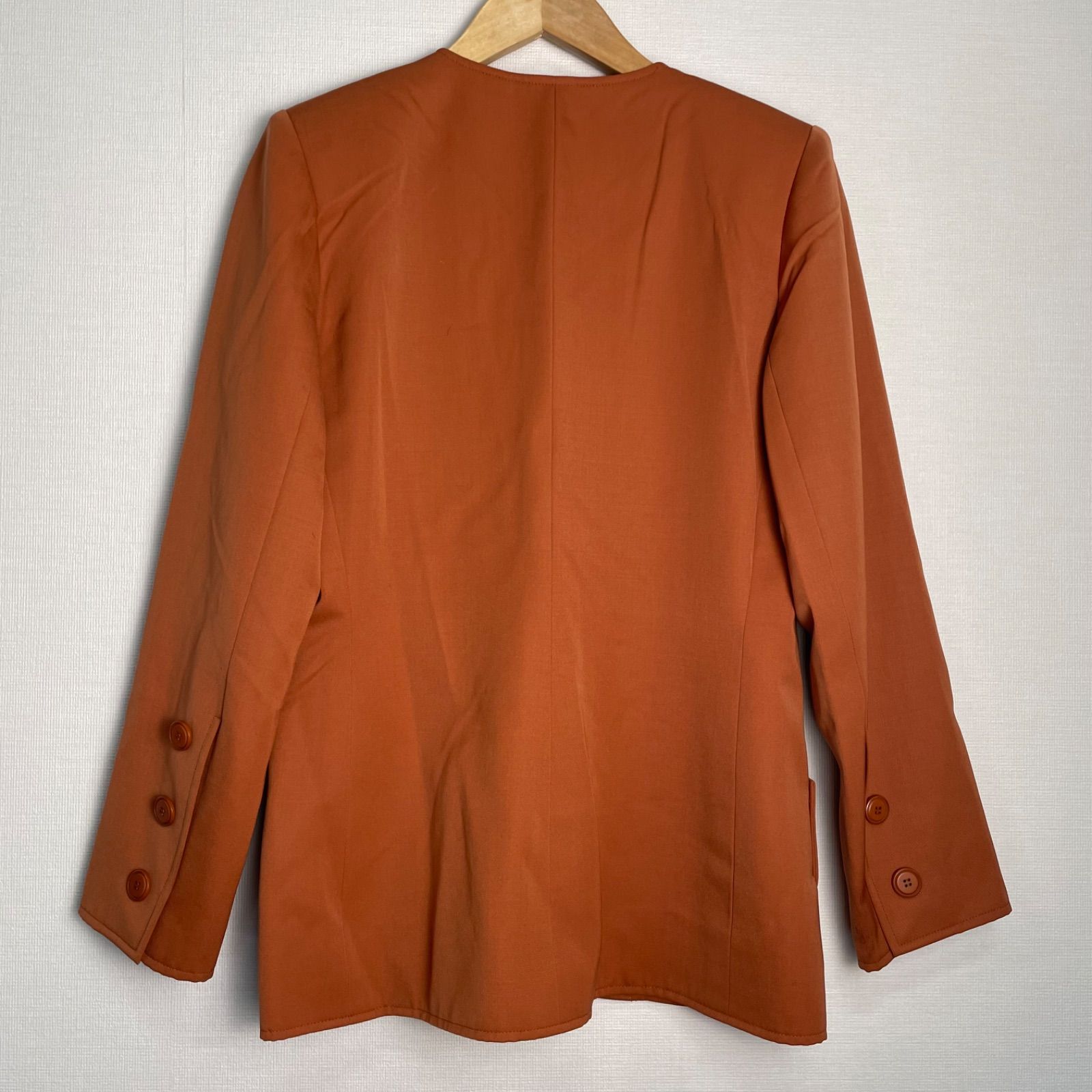 GIVENCHY - ジバンシー　ノーカラージャケット　ウール　GIVENCHY　ブラウン 合皮 GIVENCHY PARIS BOUTIQUES ジバンシィ ノーカラージャケット 1B